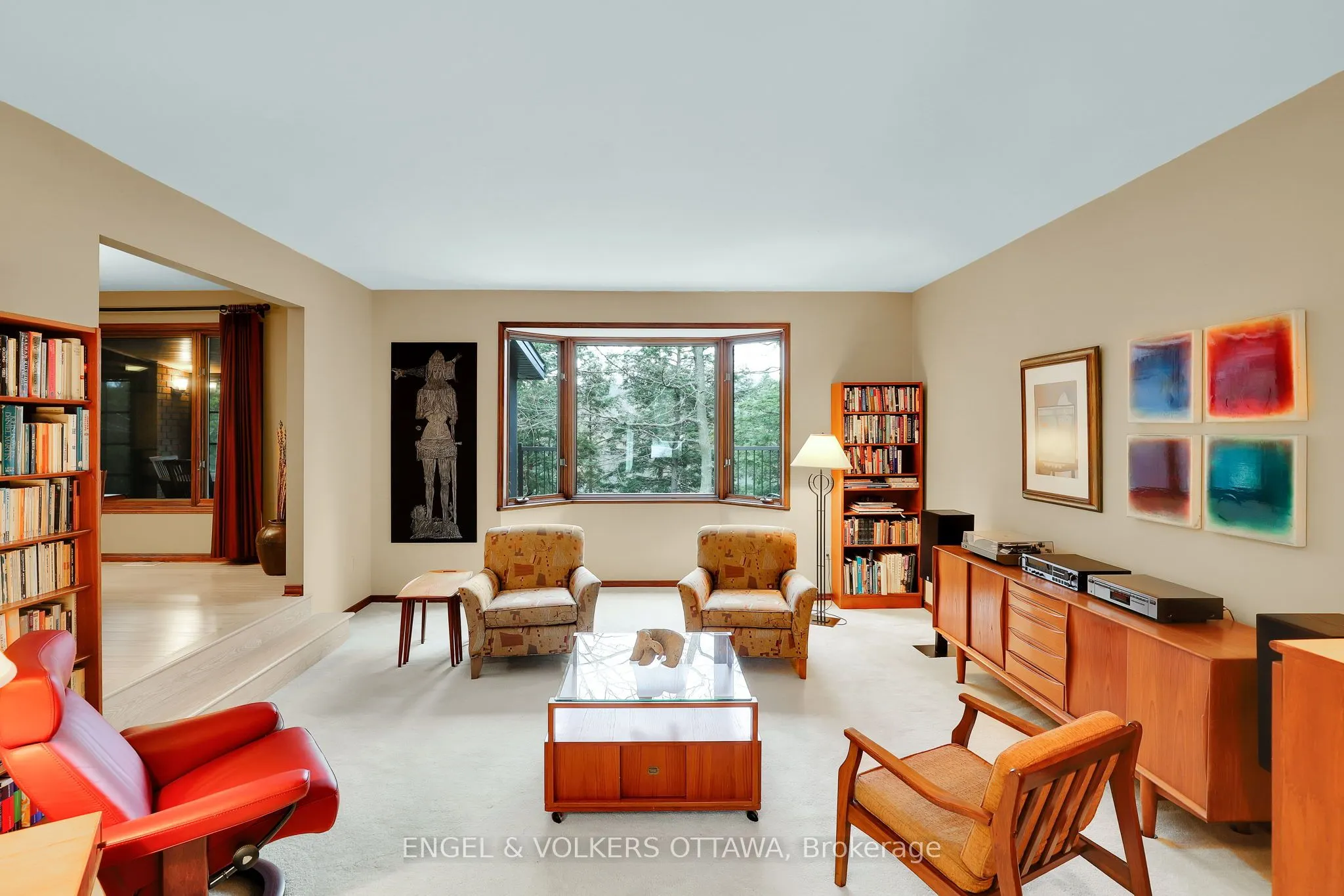 7 Deerfield Drive