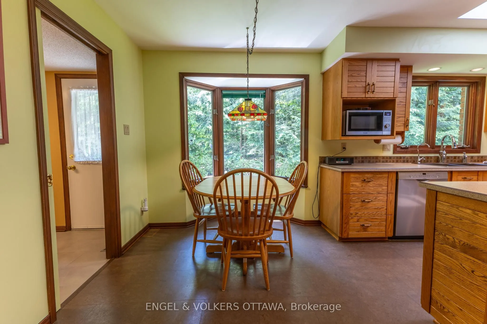 7 Deerfield Drive