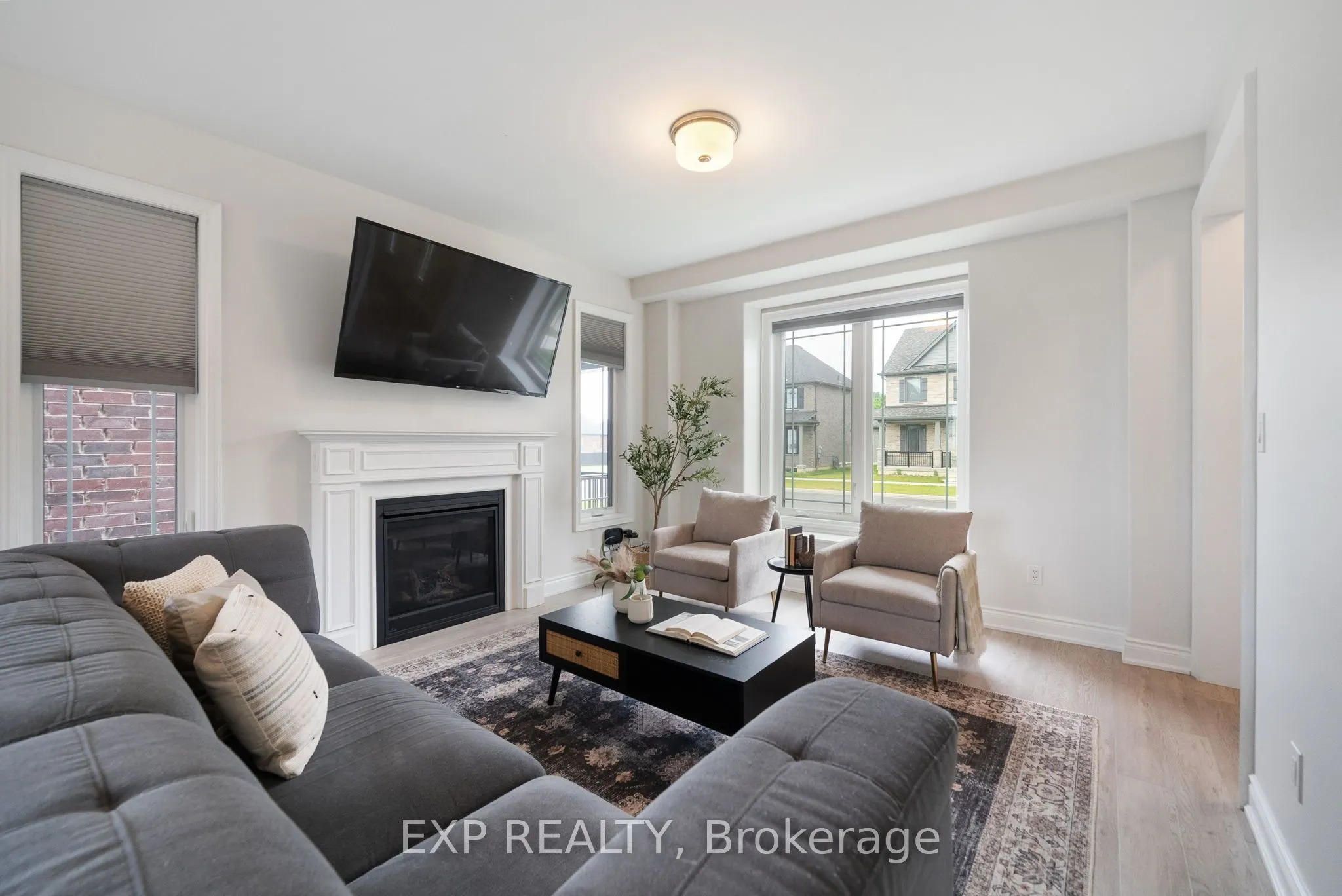 203 Strachan Street