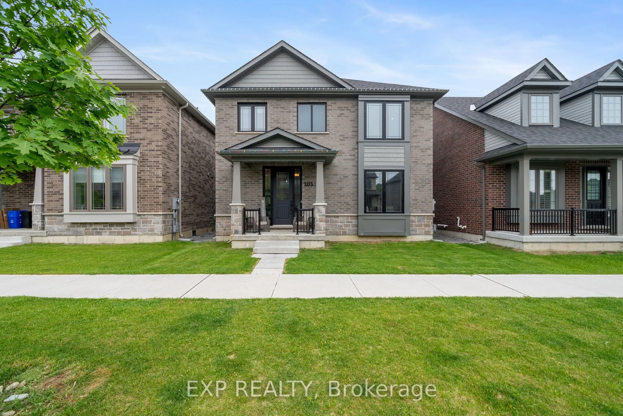 203 Strachan Street