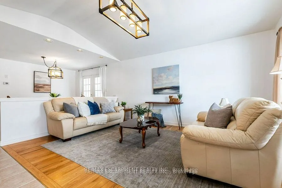 62 Spadara Drive