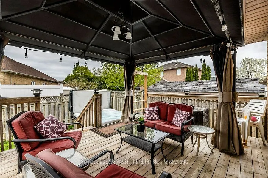 62 Spadara Drive