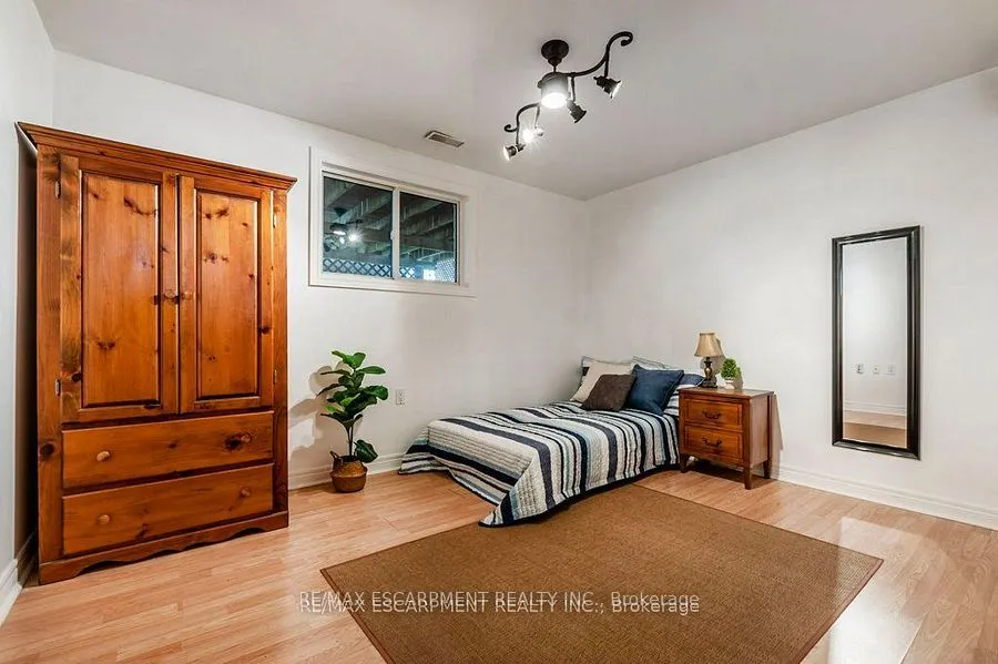 62 Spadara Drive