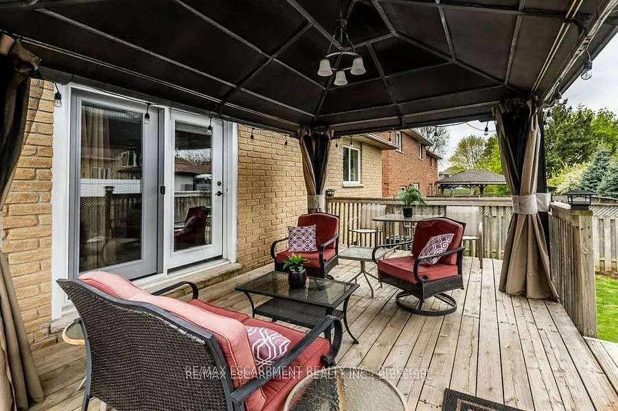 62 Spadara Drive
