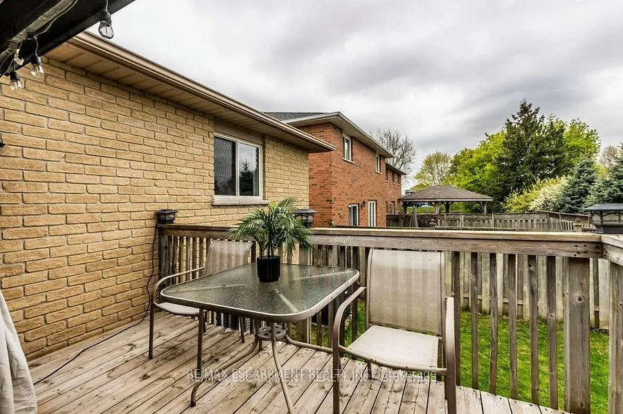 62 Spadara Drive