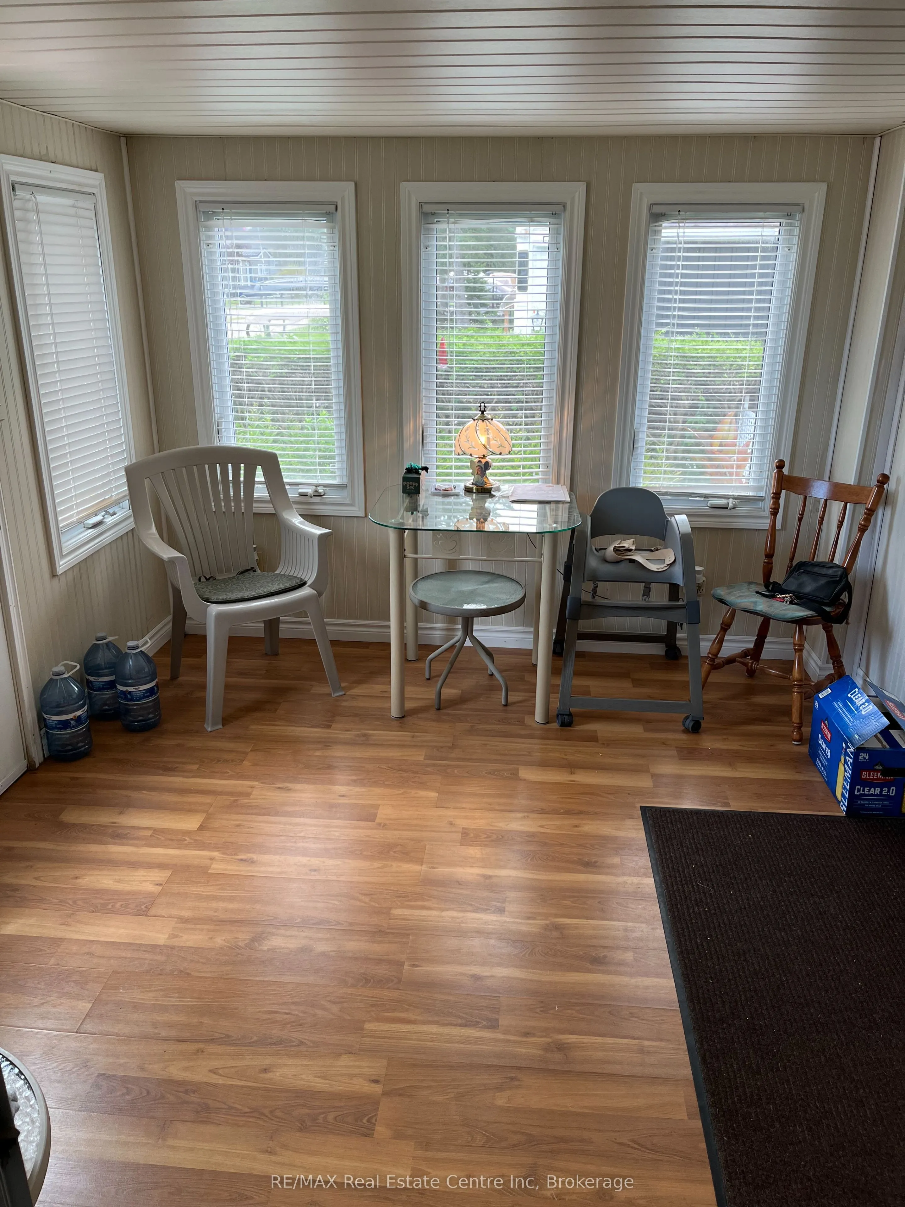2073 Friendly Boulevard