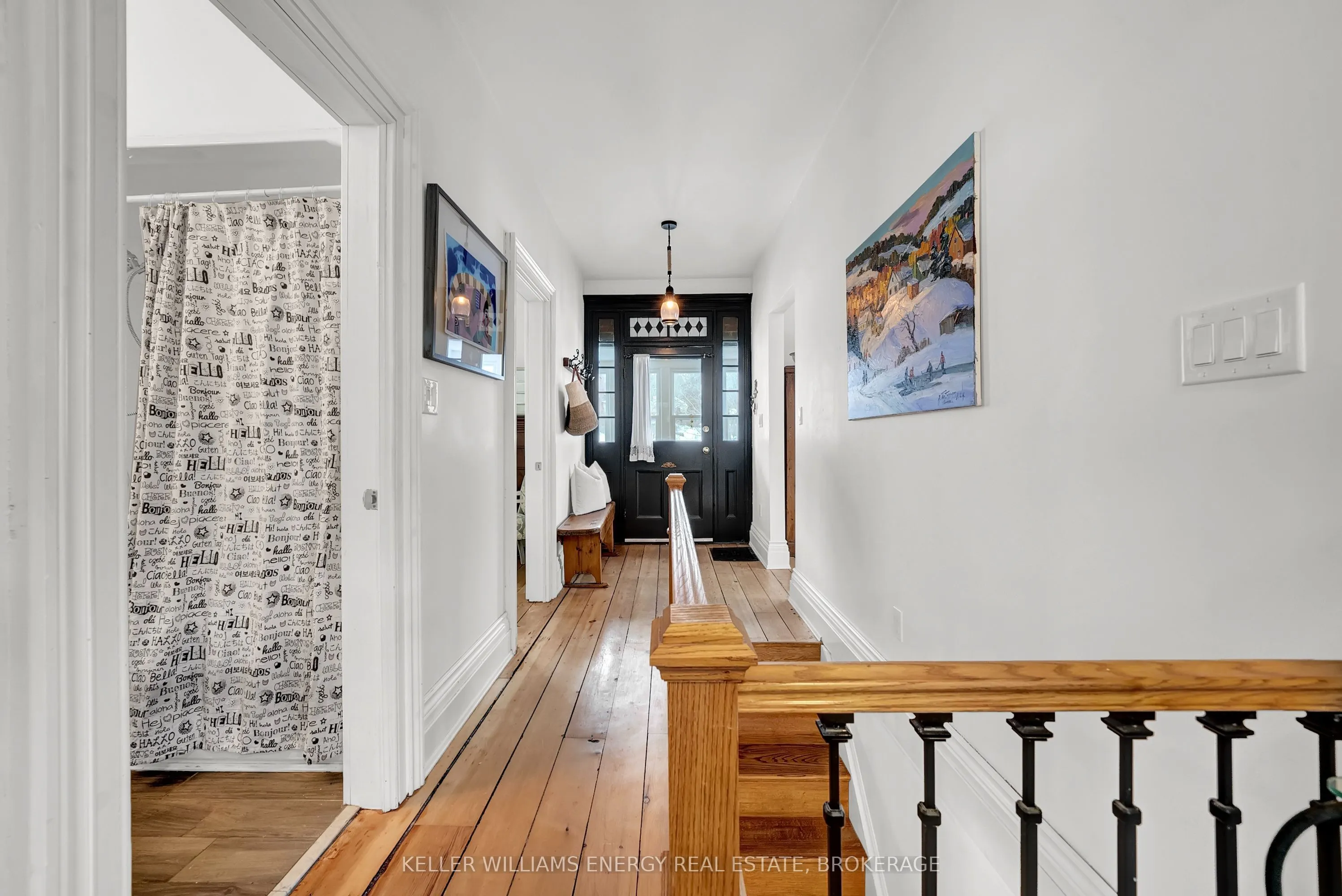 11 Pine Street N