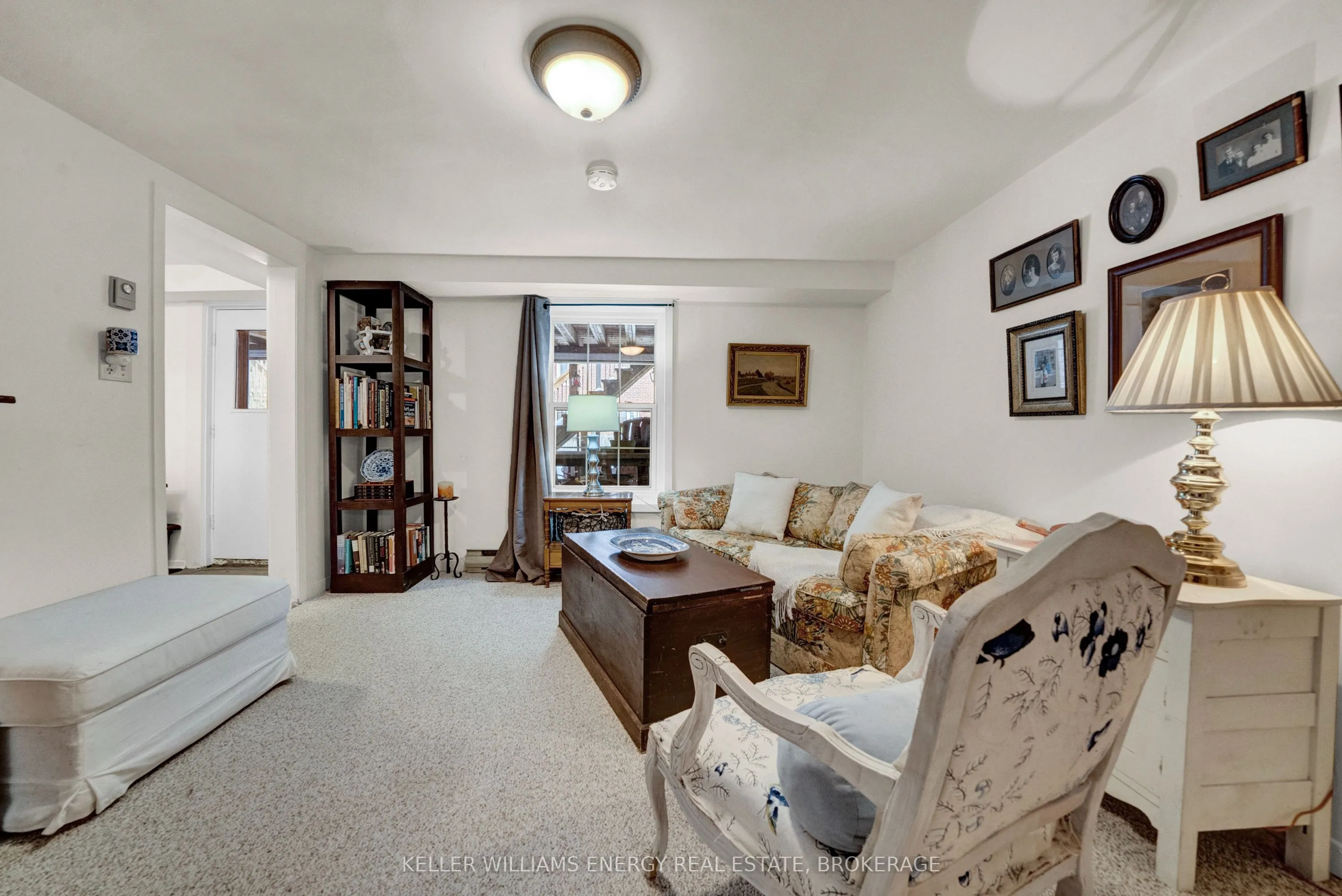 11 Pine Street N