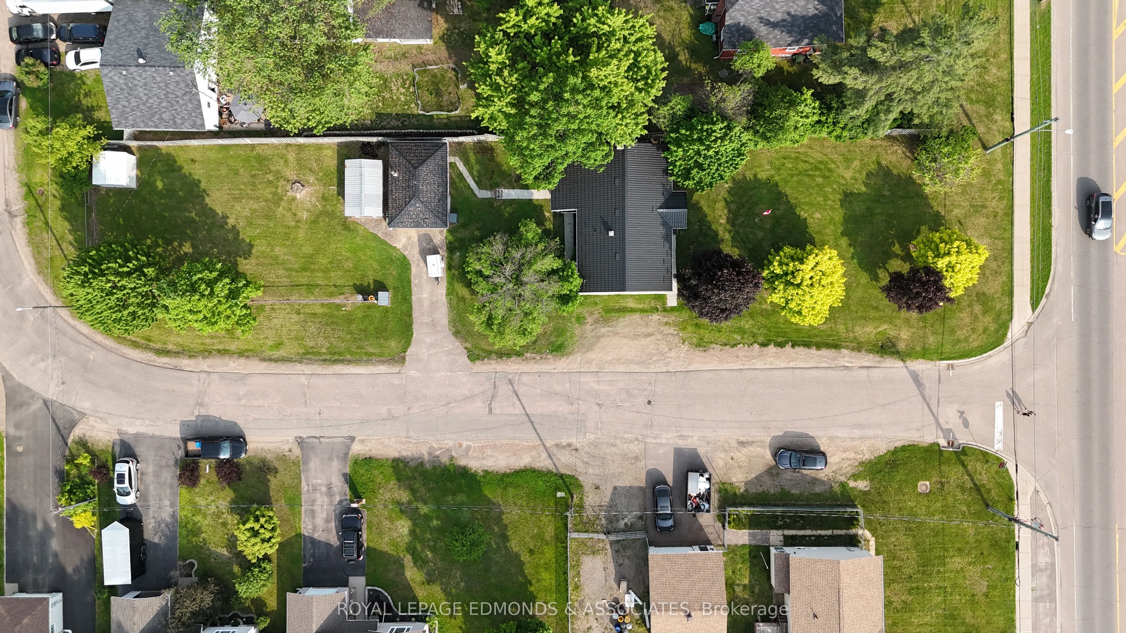3283 Petawawa Boulevard