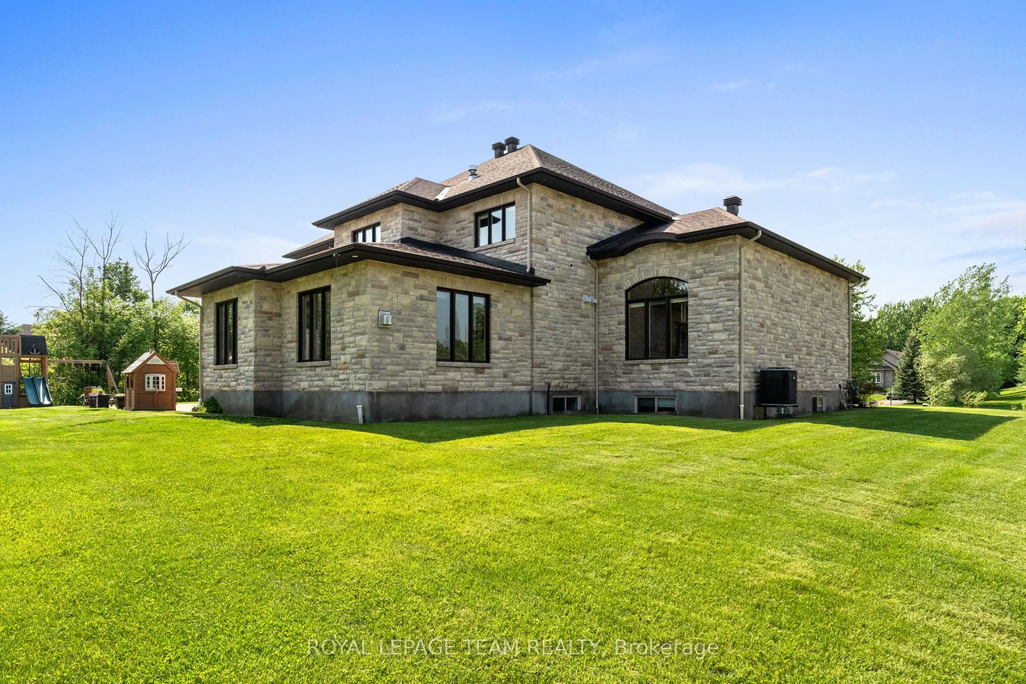 6132 Pebblewoods Drive