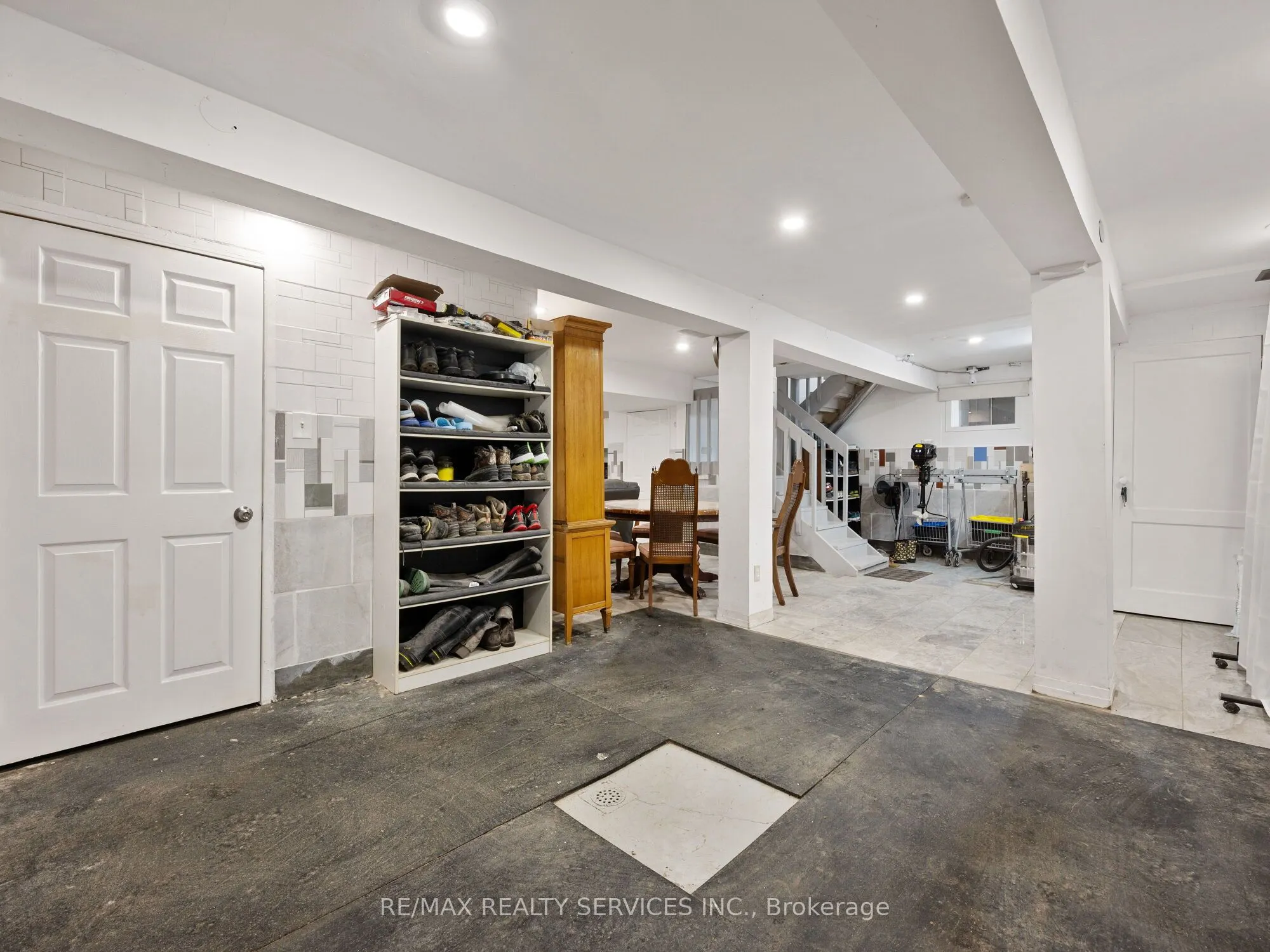 183 Mcguire Beach Road
