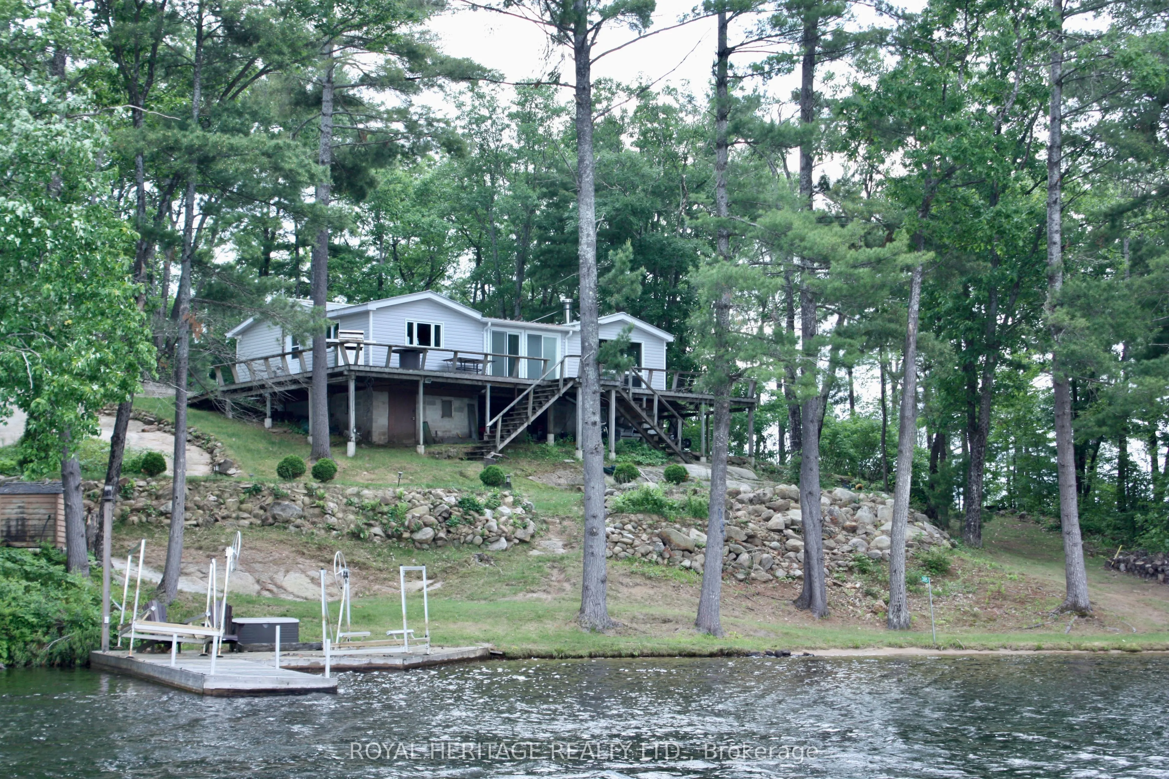 385 Island 38
