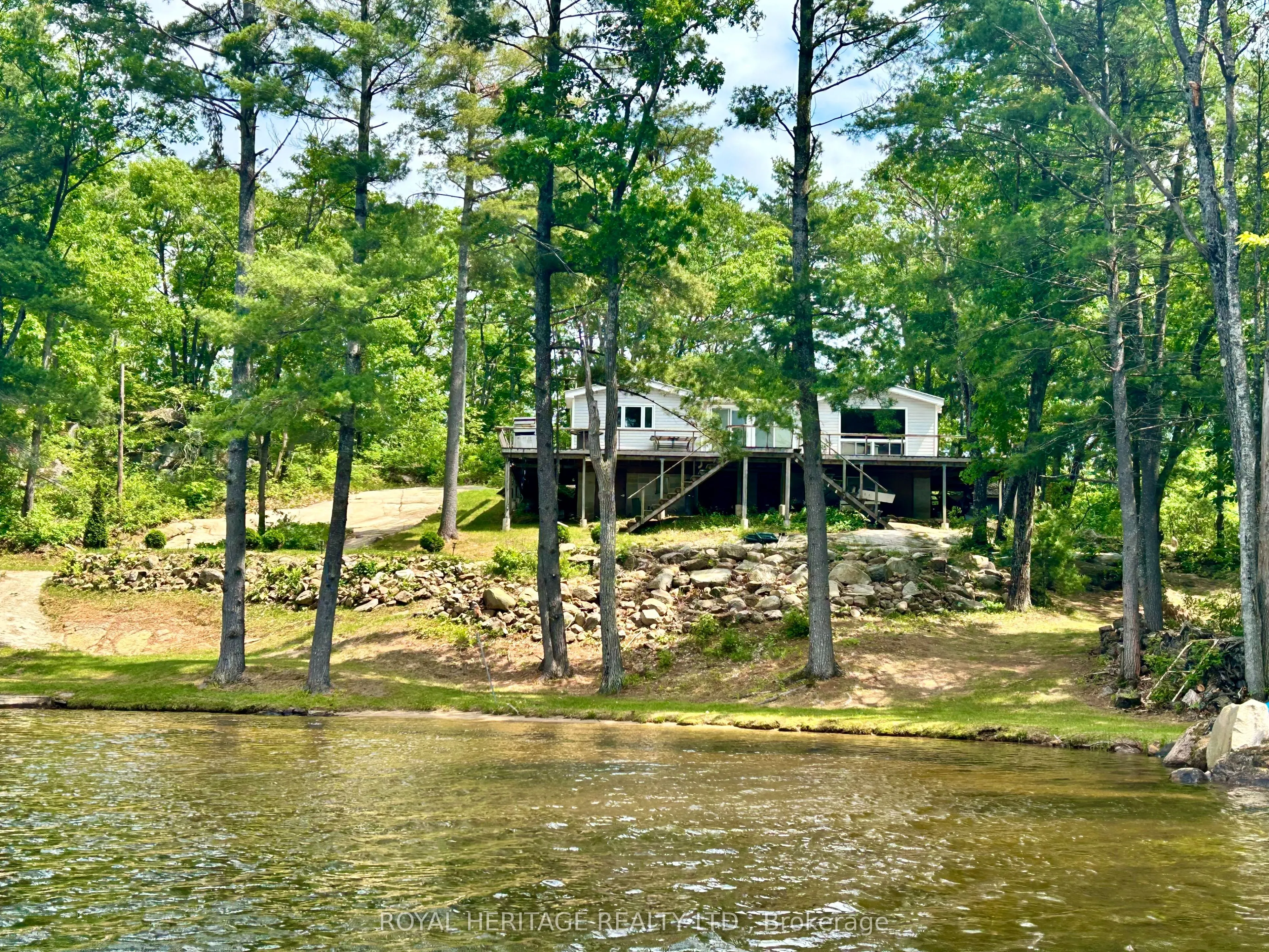 385 Island 38