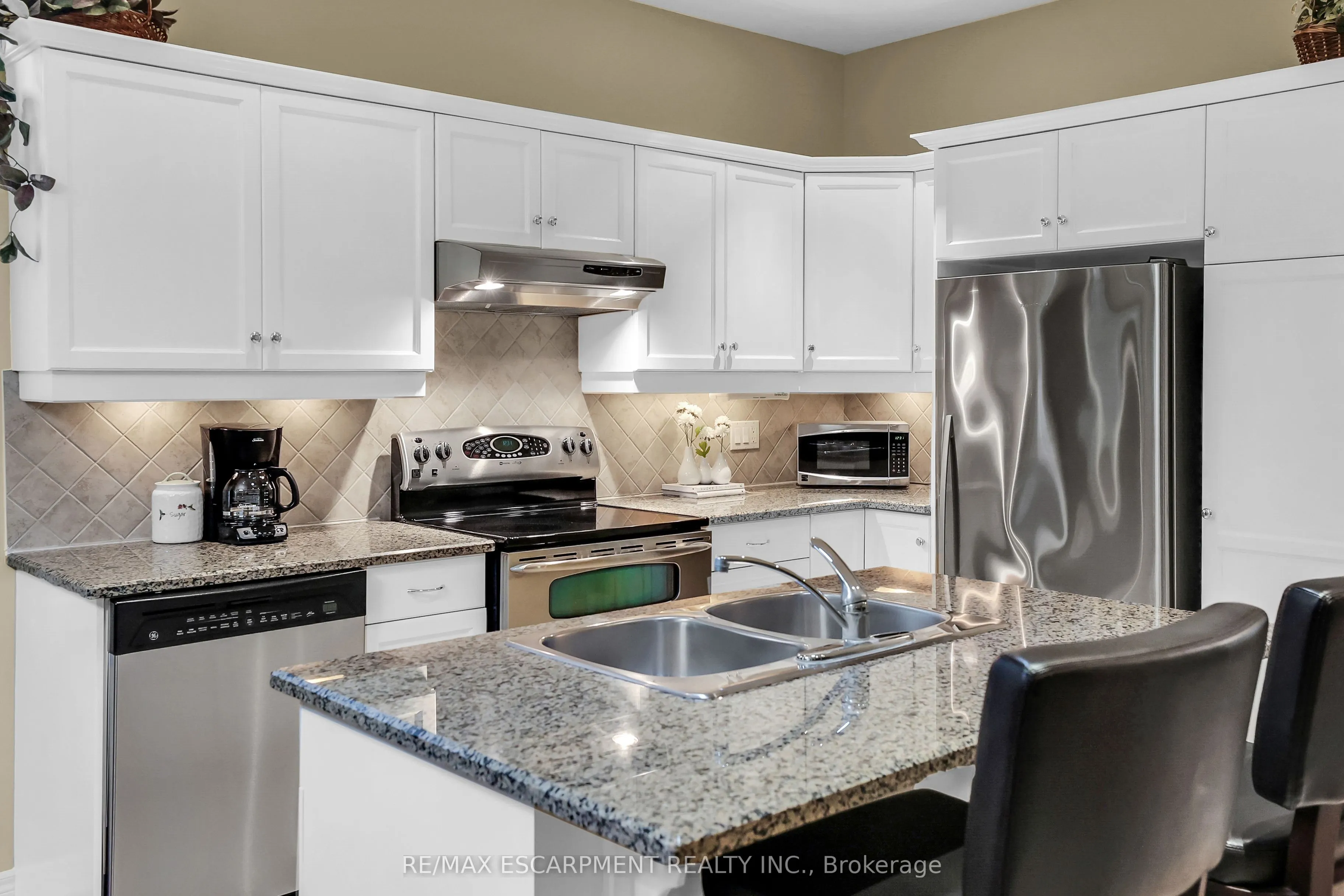 8 Muscat Drive, #4