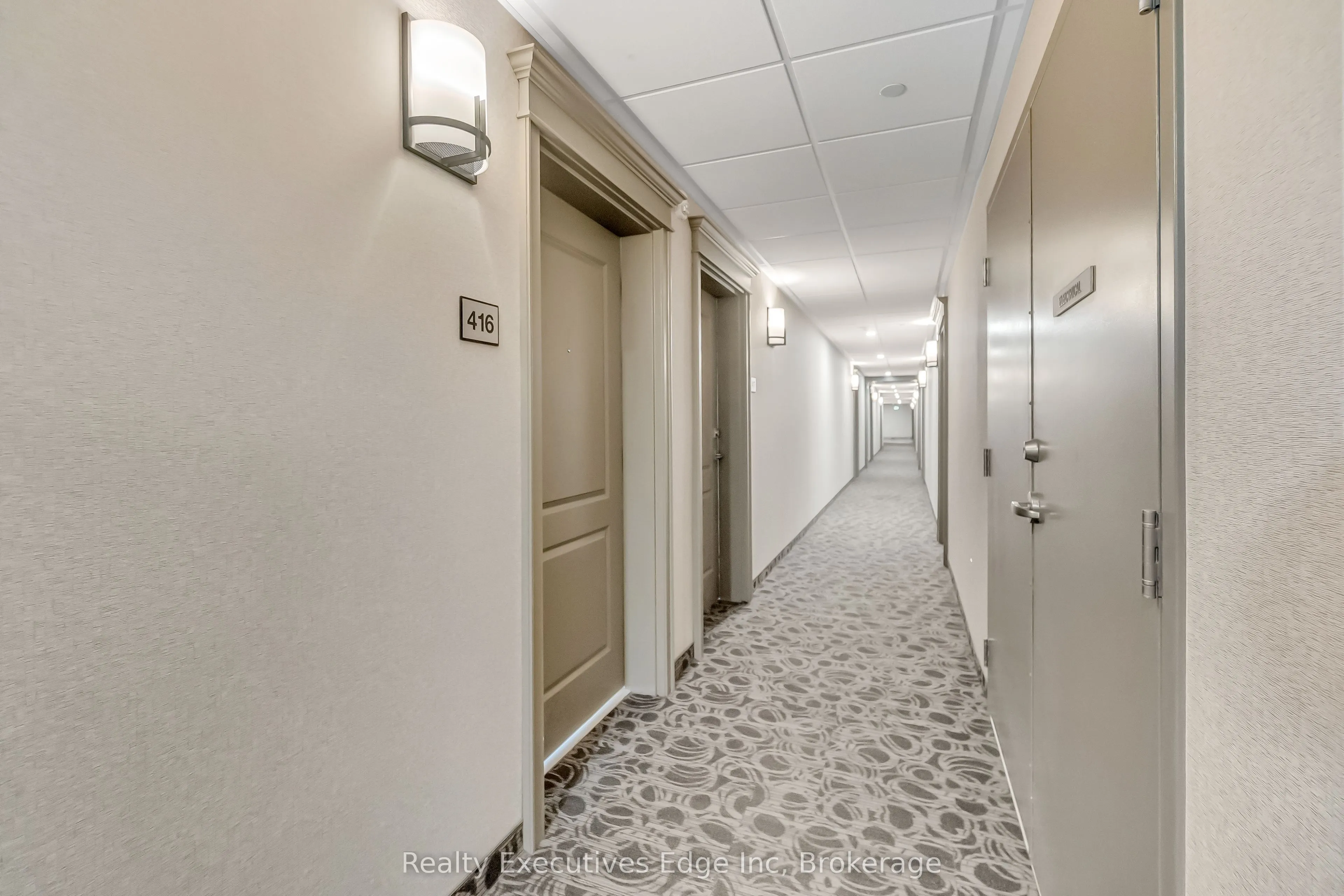 125 Shoreview Place, #416
