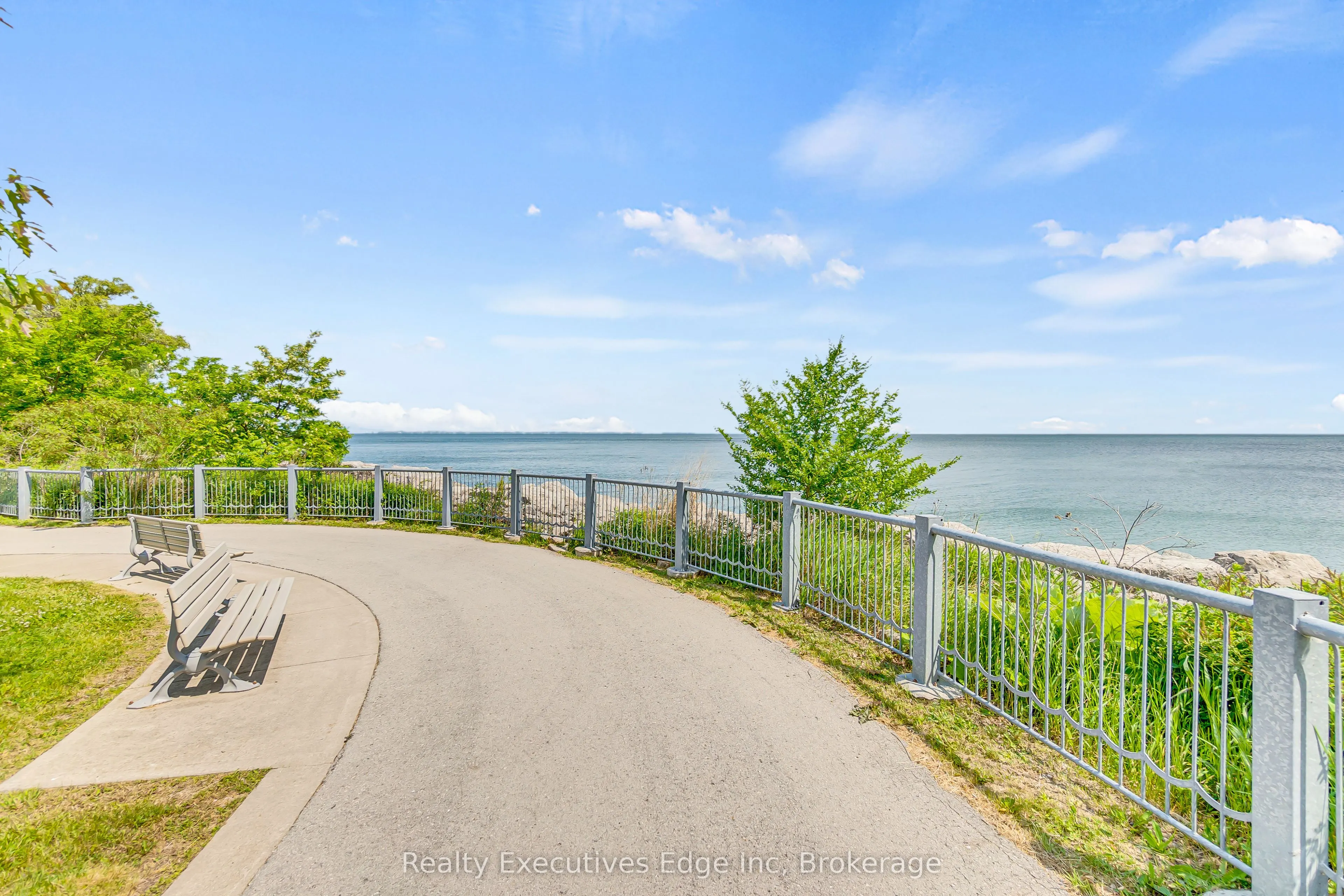 125 Shoreview Place, #416