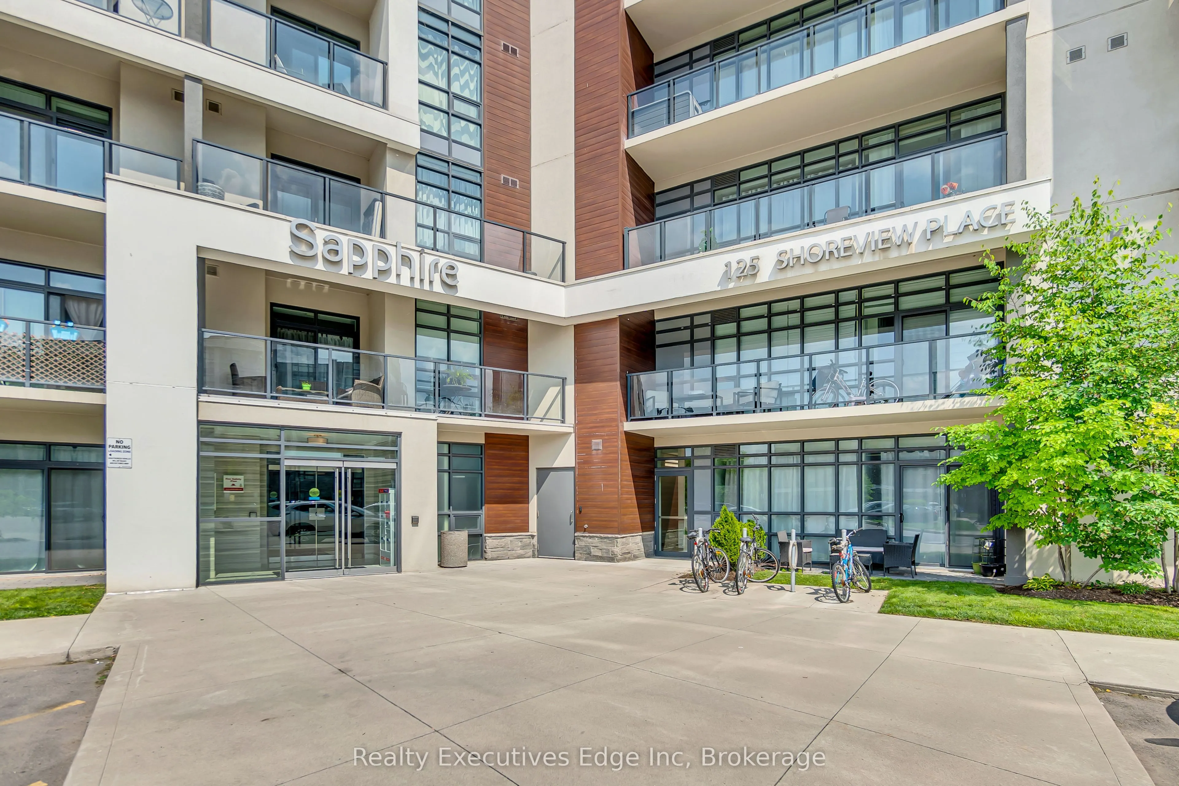 125 Shoreview Place, #416