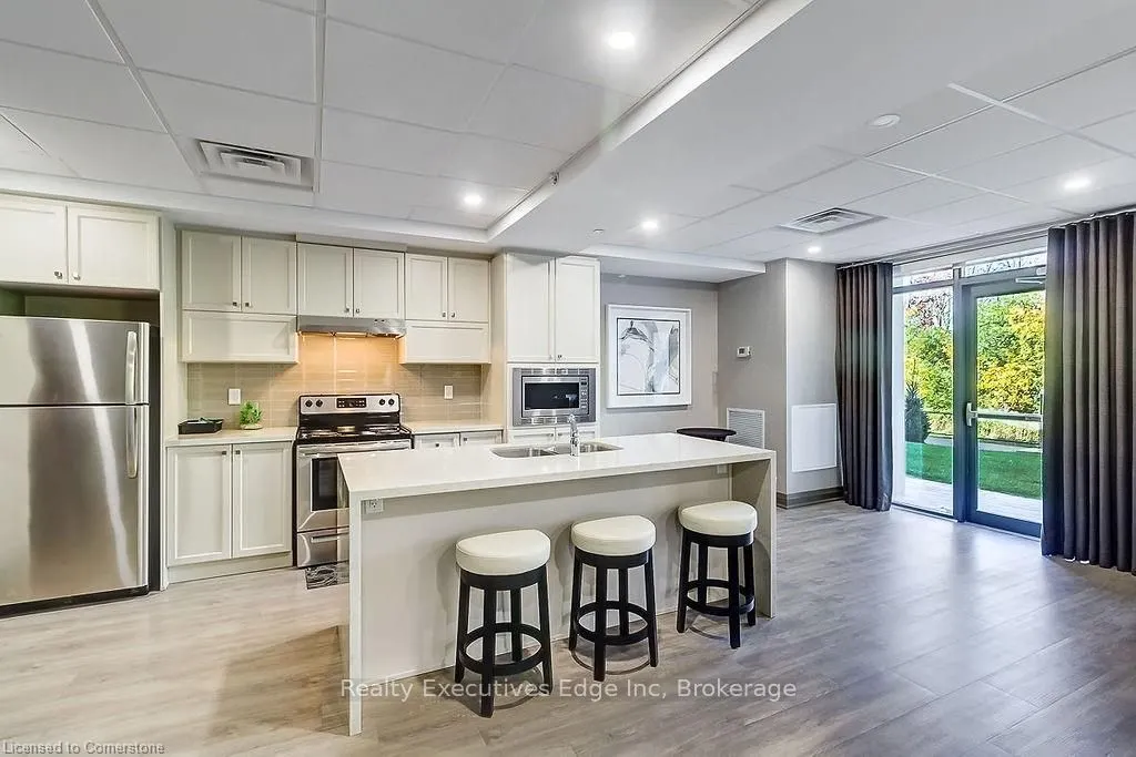 125 Shoreview Place, #416