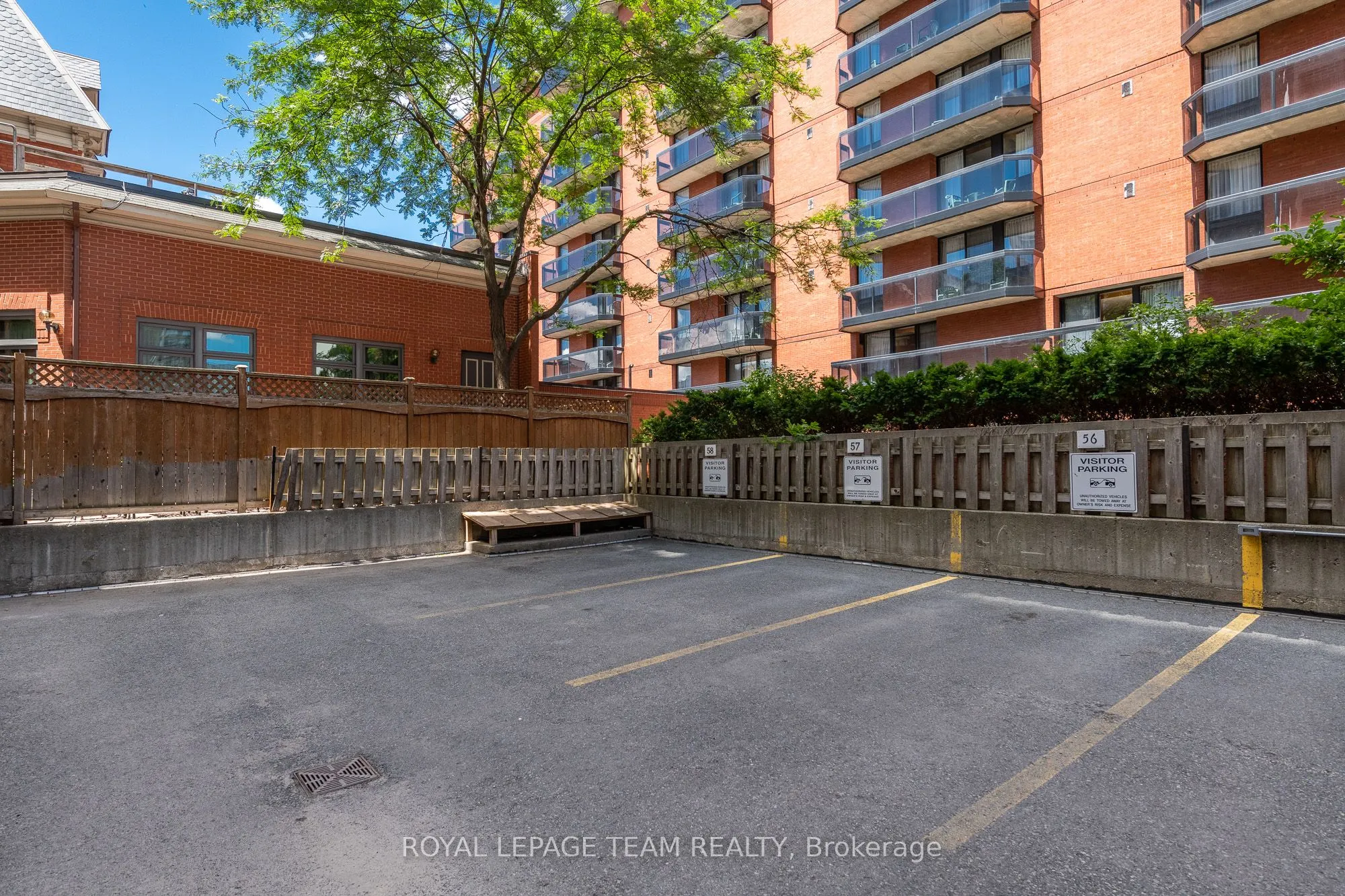 141 Somerset Street W #1202