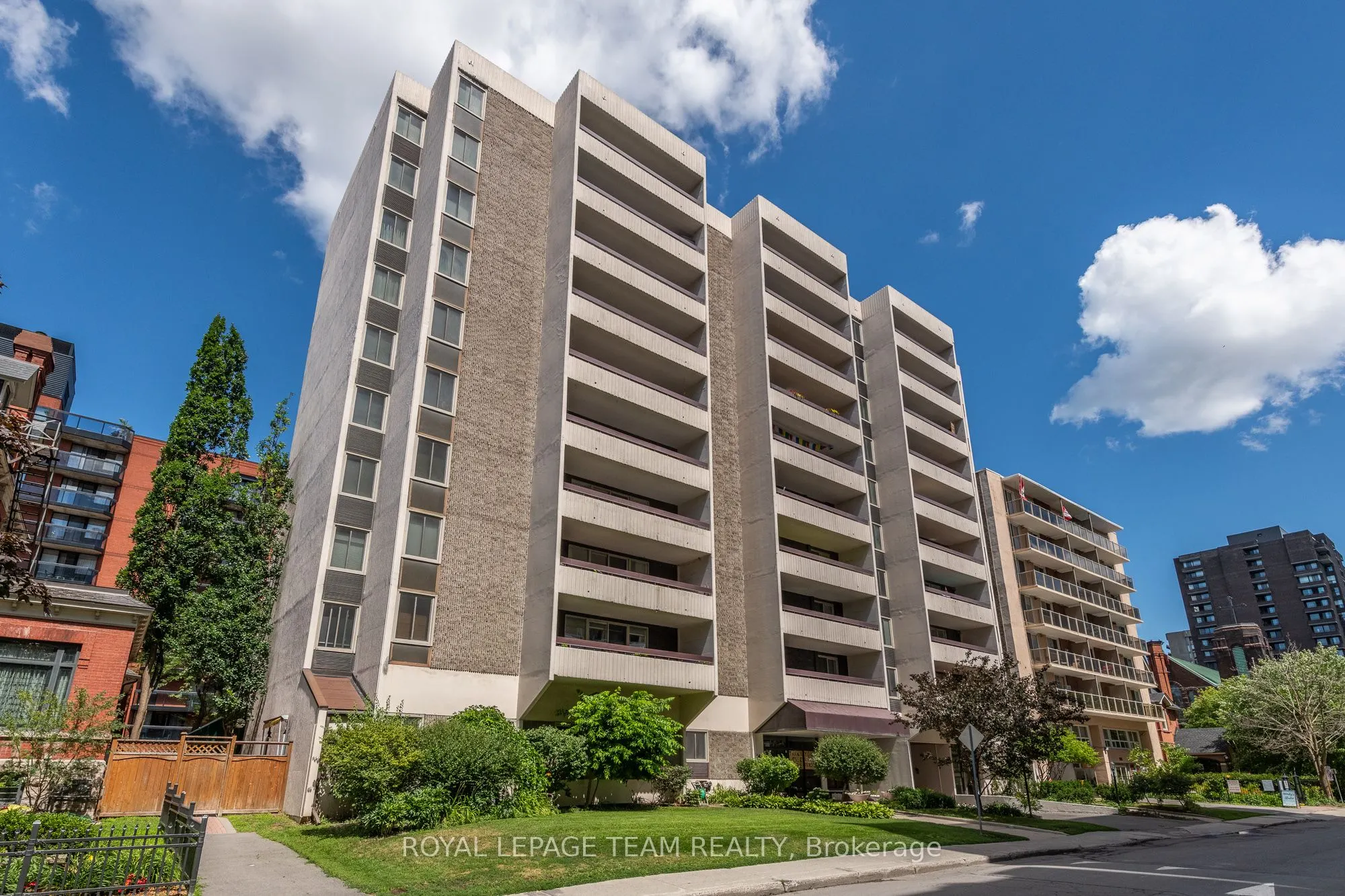 141 Somerset Street W #1202