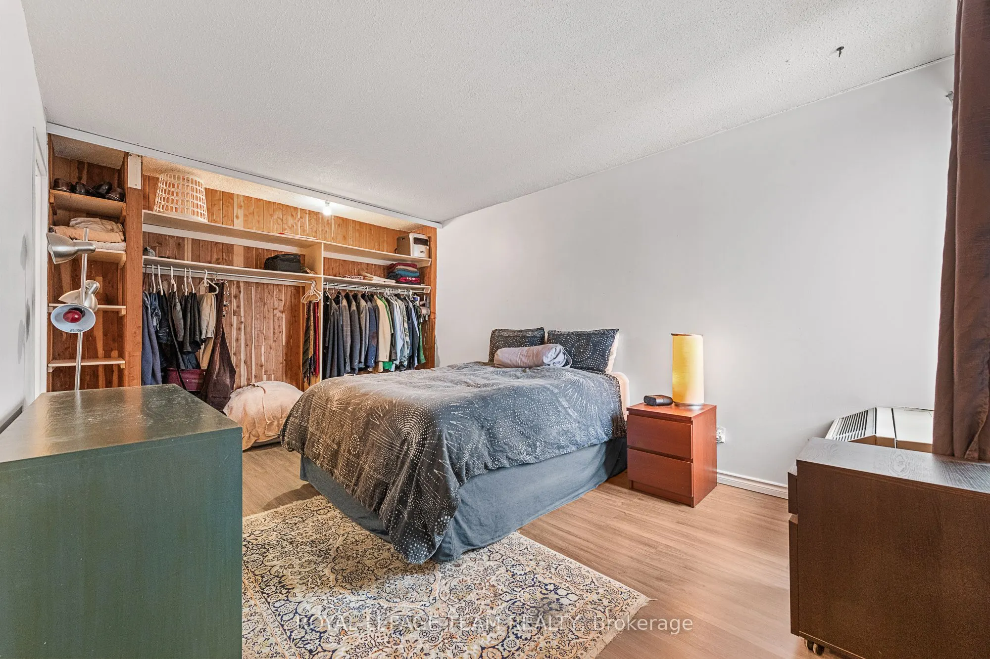 141 Somerset Street W #1202