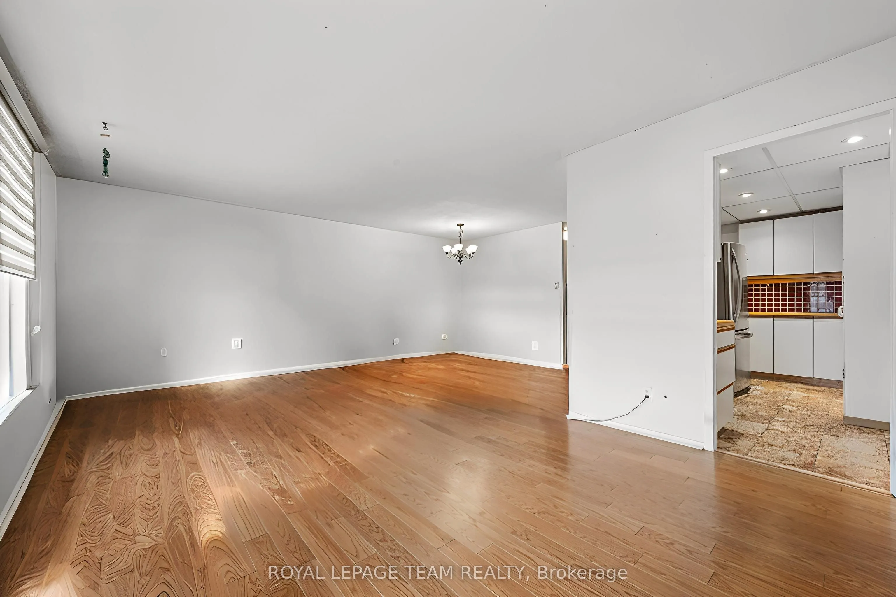 141 Somerset Street W #1202