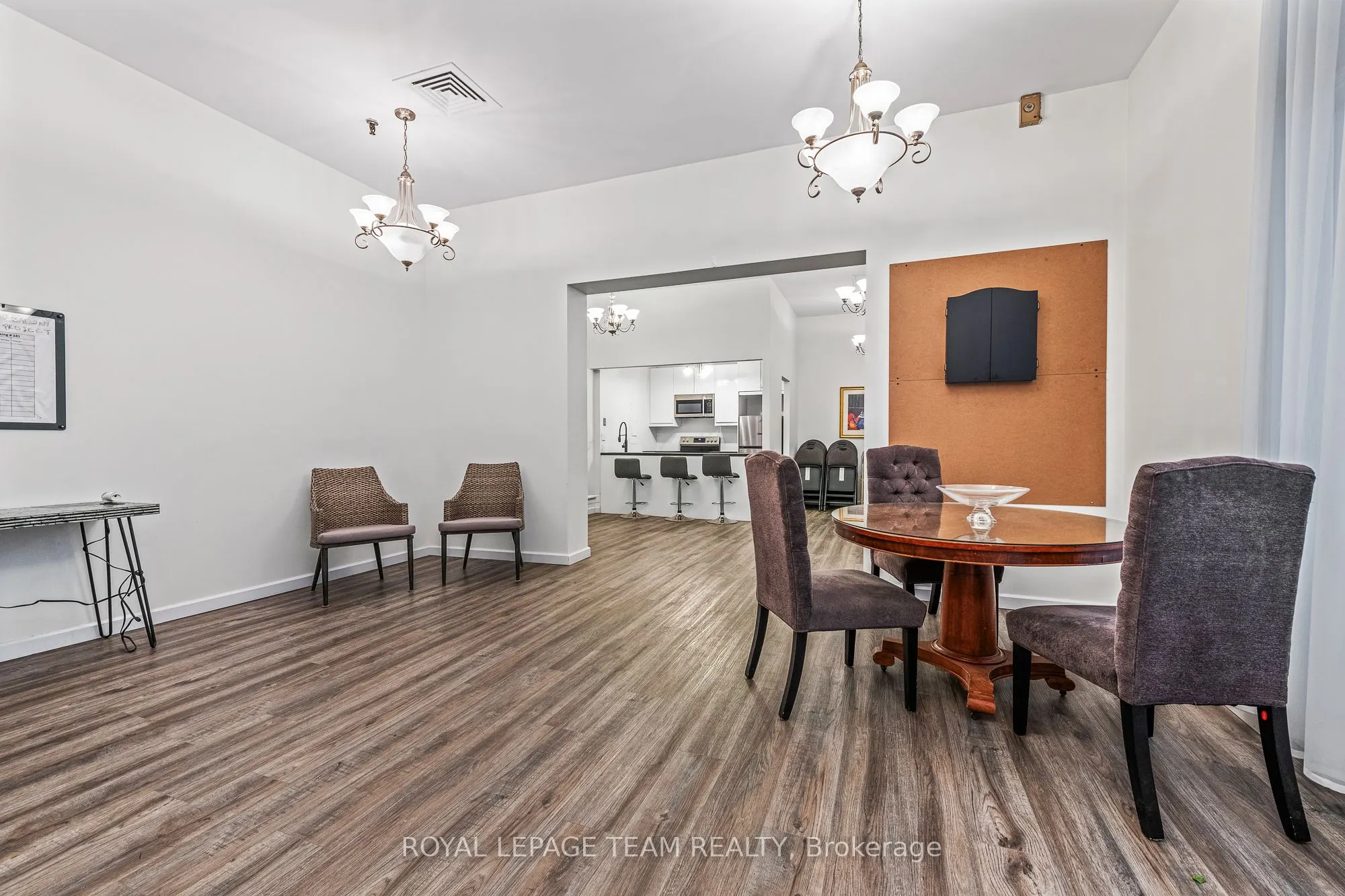 141 Somerset Street W #1202