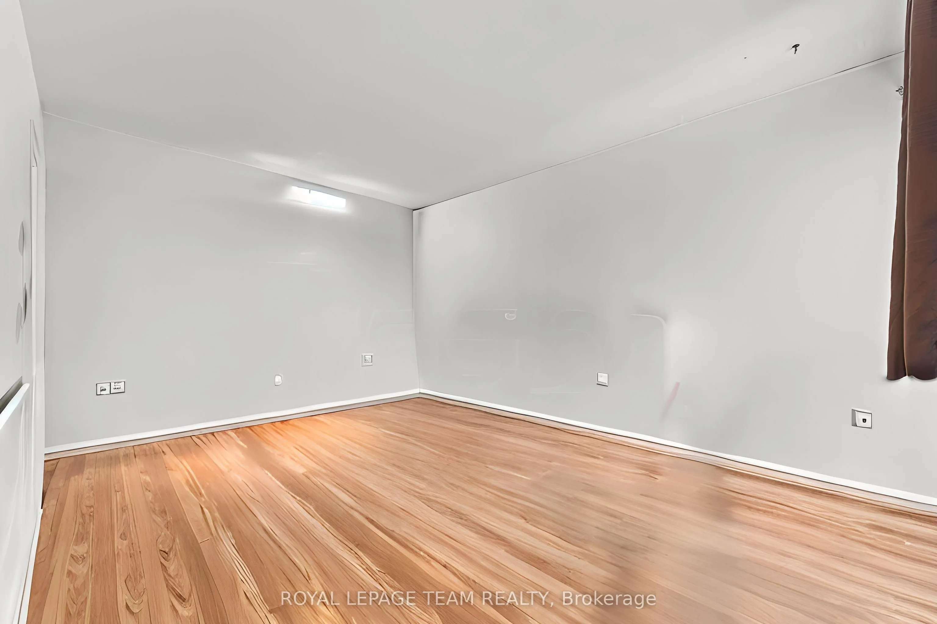 141 Somerset Street W #1202