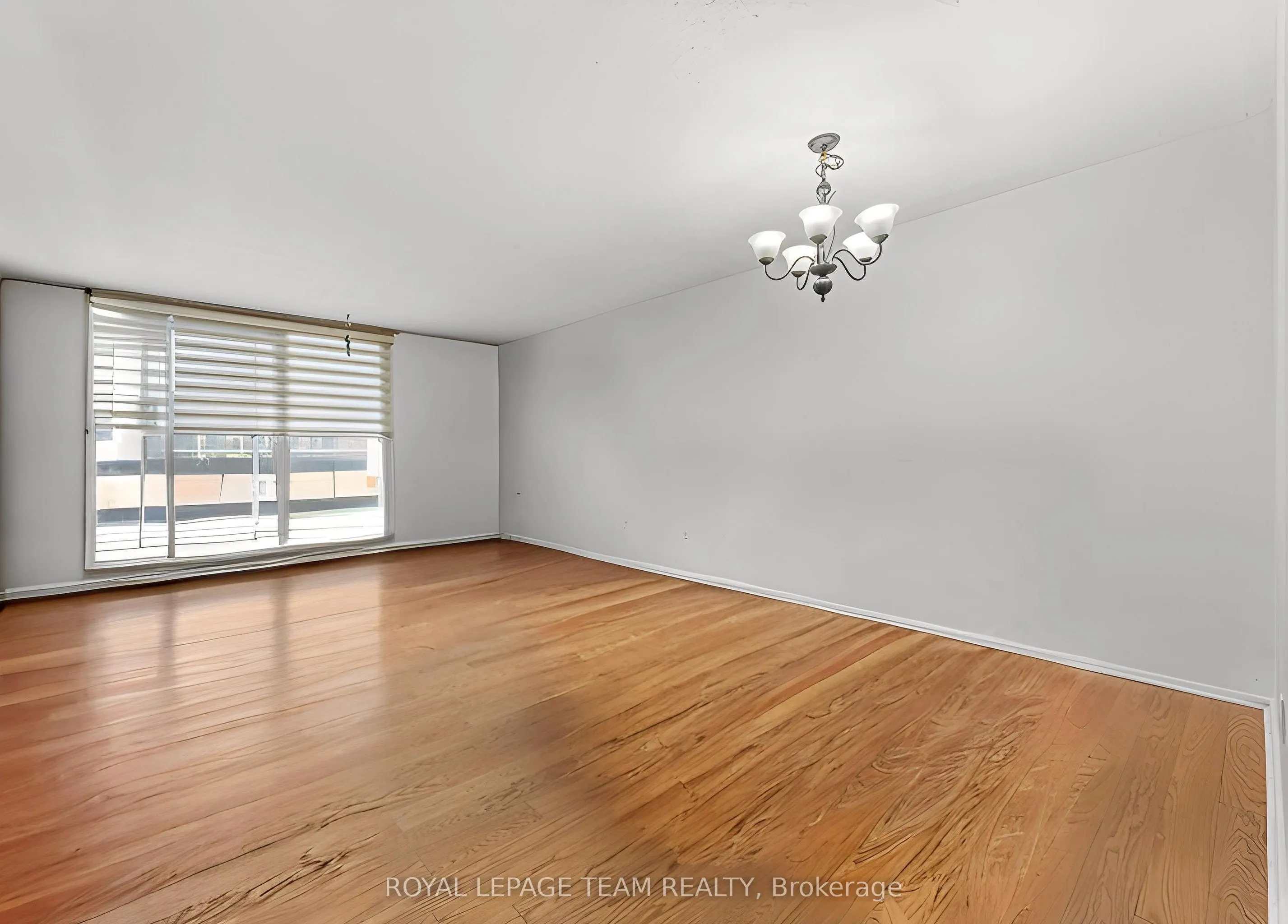 141 Somerset Street W #1202