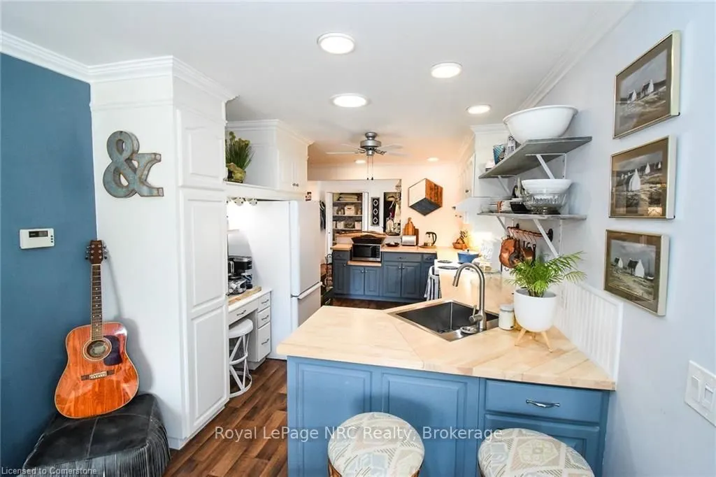 776 Sandy Bay Road