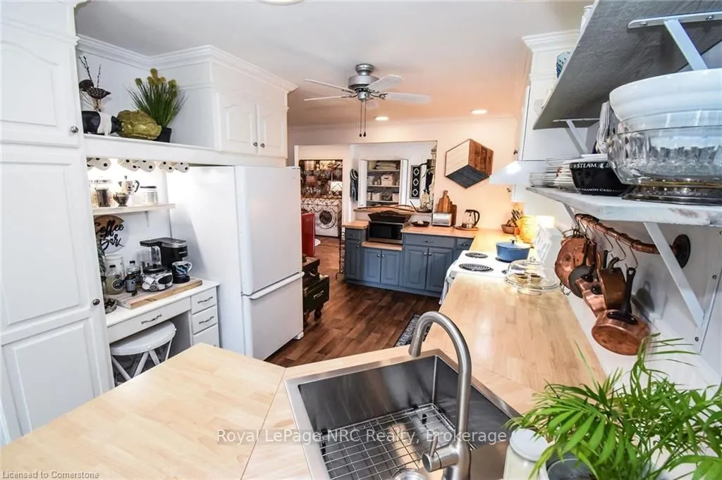 776 Sandy Bay Road