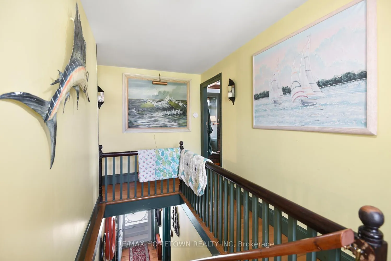 495 King Street W