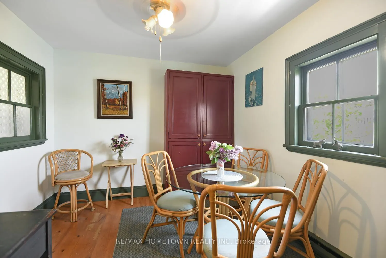 495 King Street W