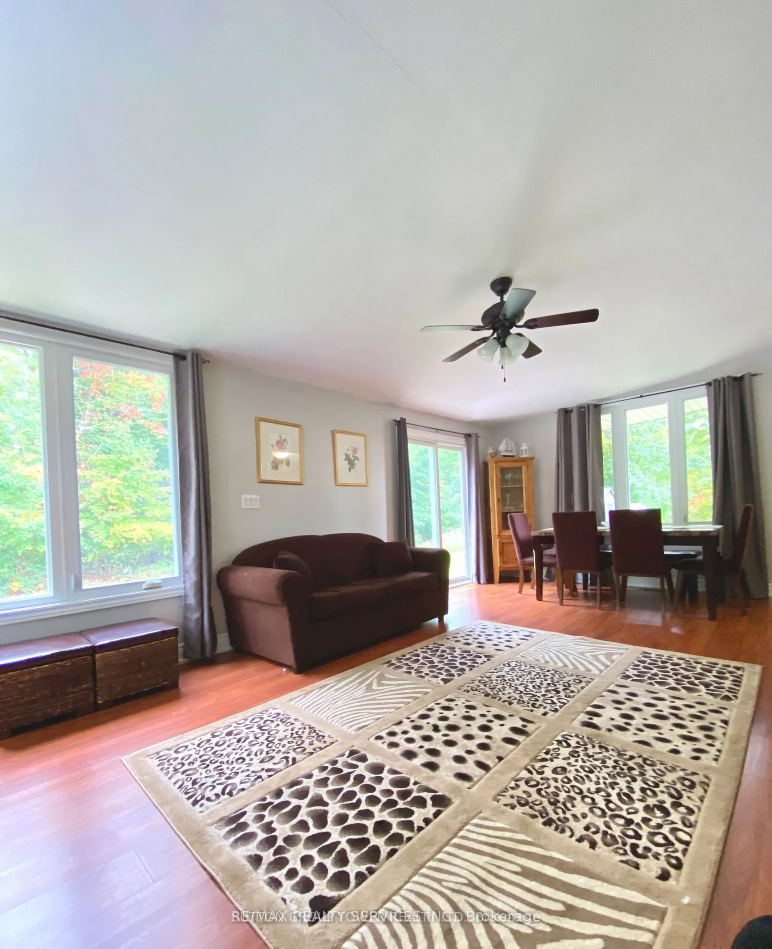 4870 Mapleview Crescent