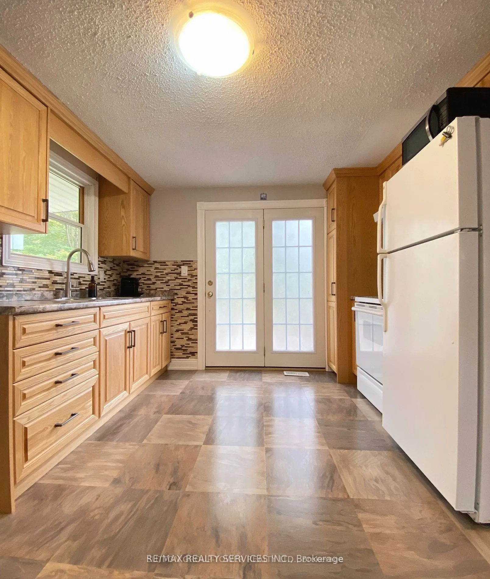4870 Mapleview Crescent