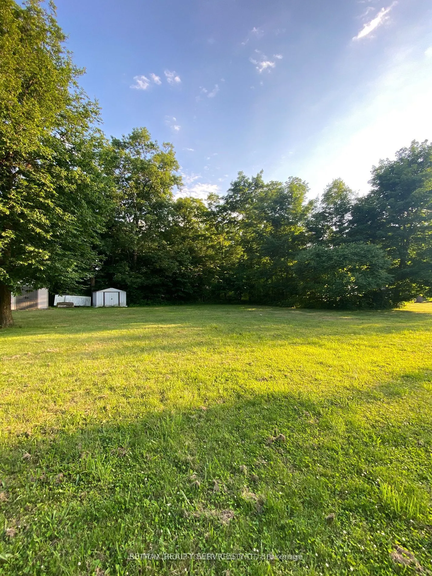 4870 Mapleview Crescent