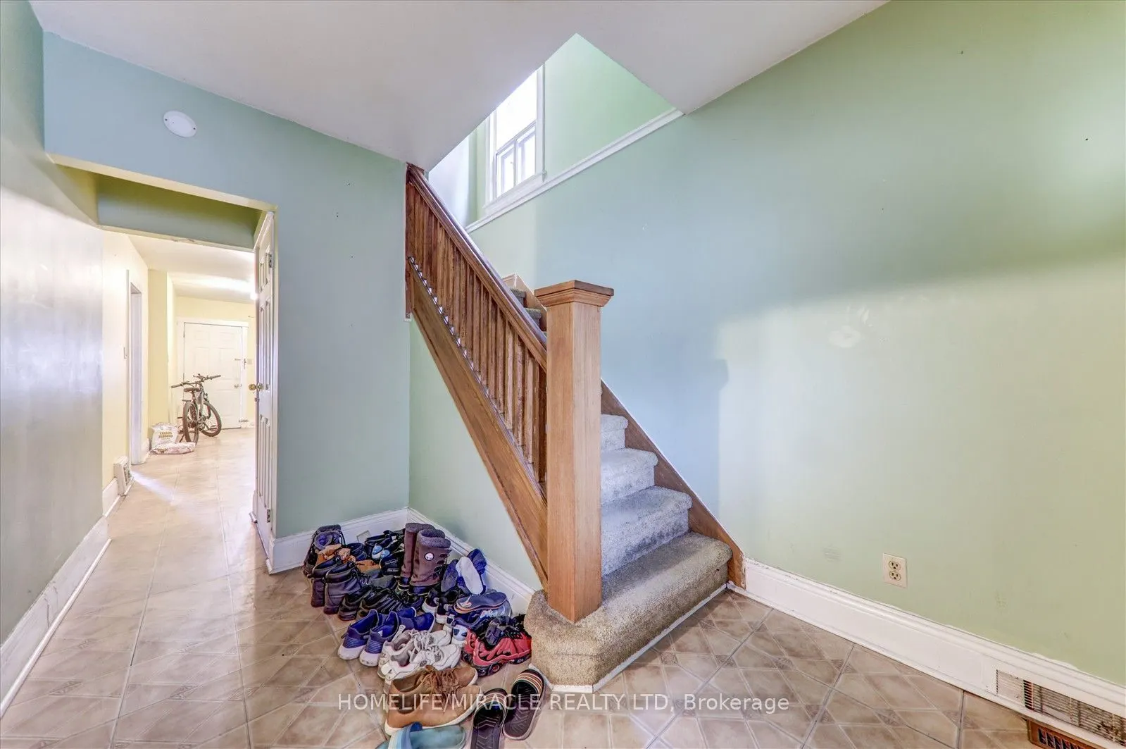 10 St Matthews Avenue