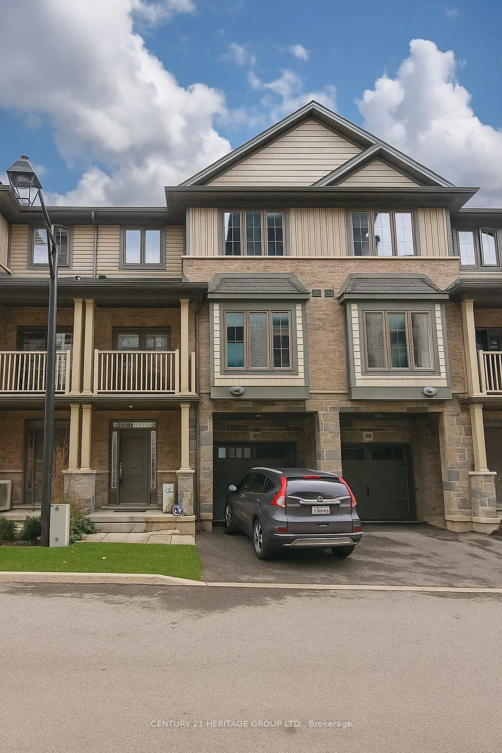38 Southshore Crescent