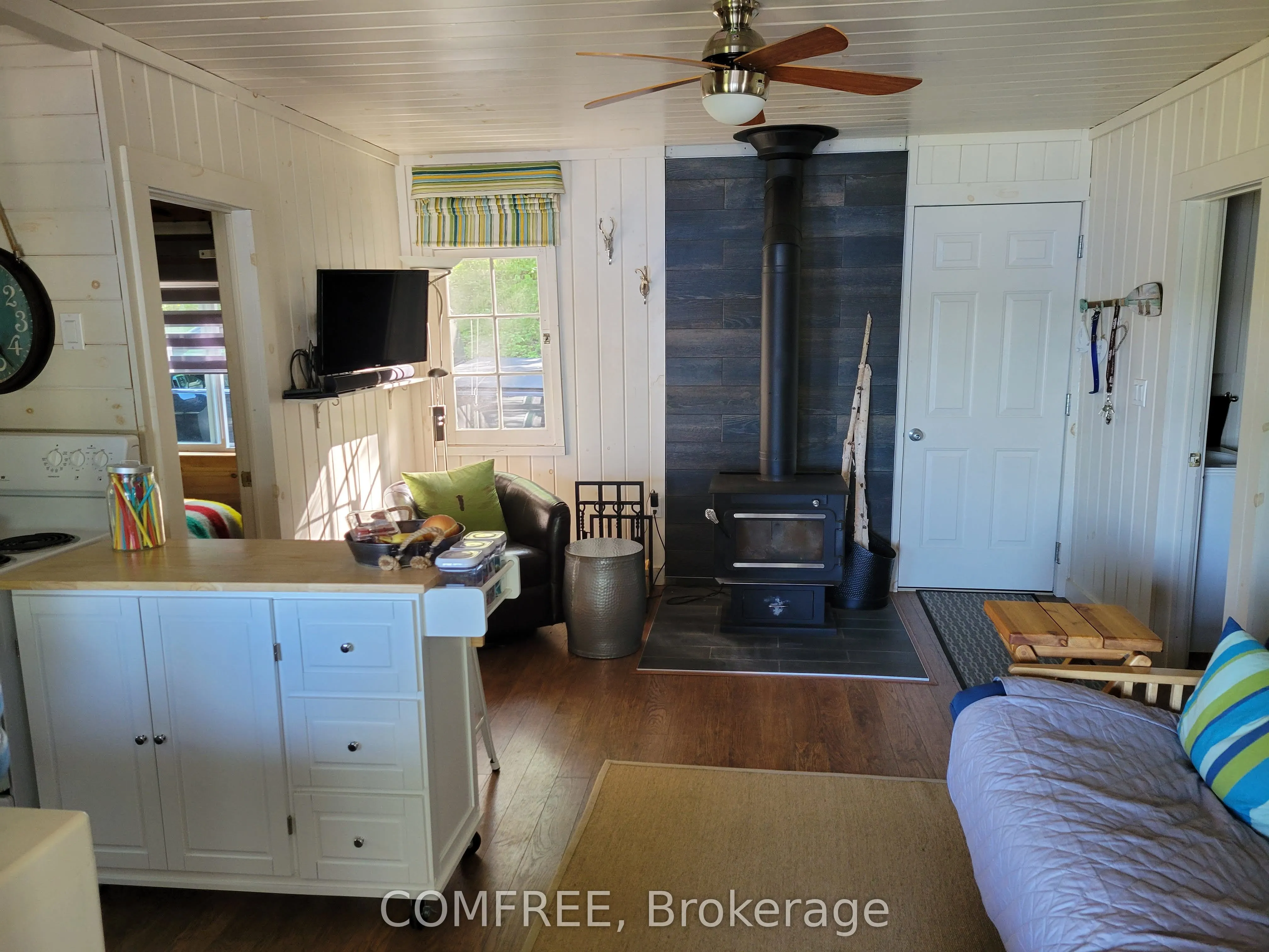 776 Deer Lake Road
