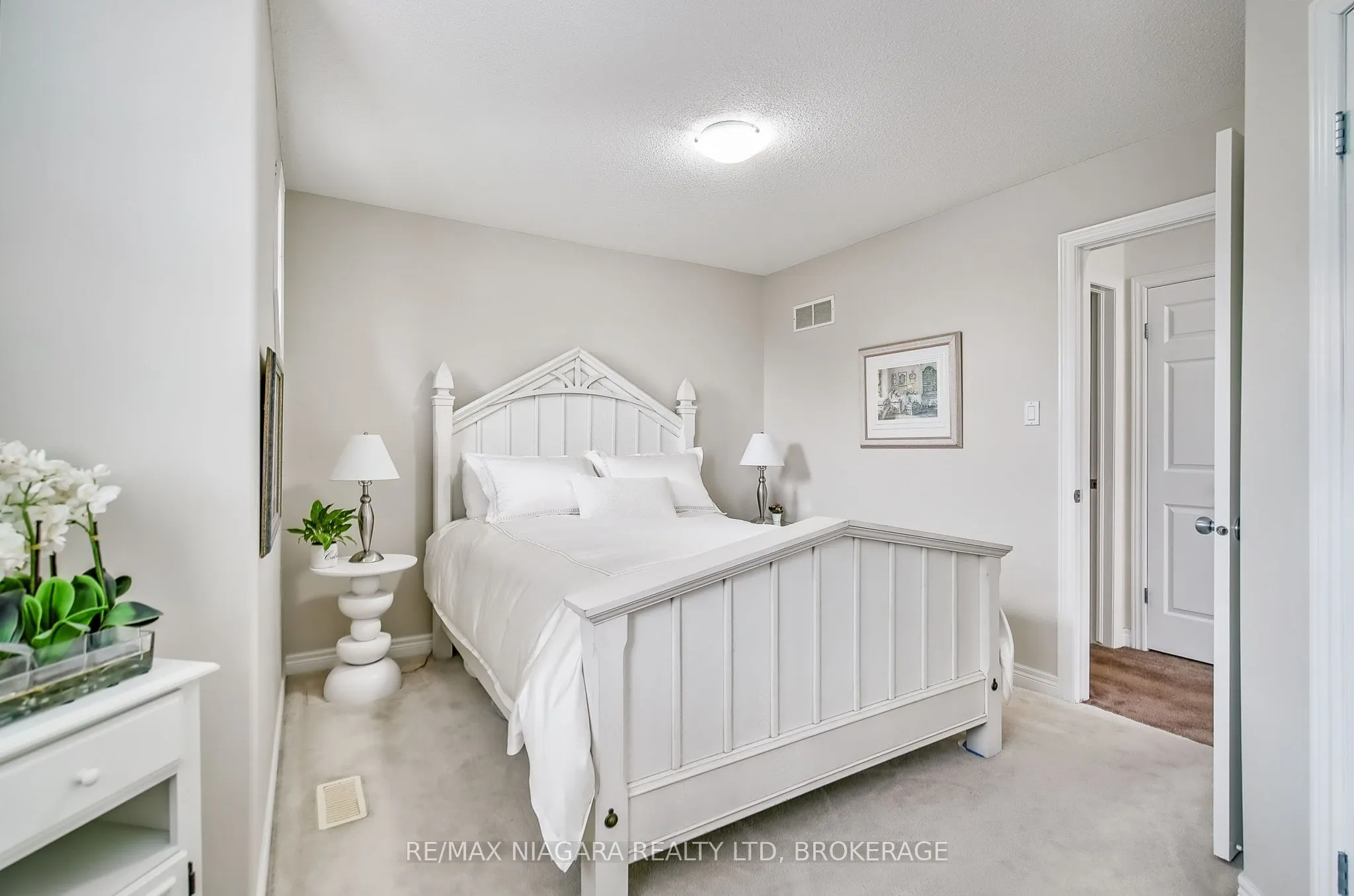 5 Liddycoat Lane, #16