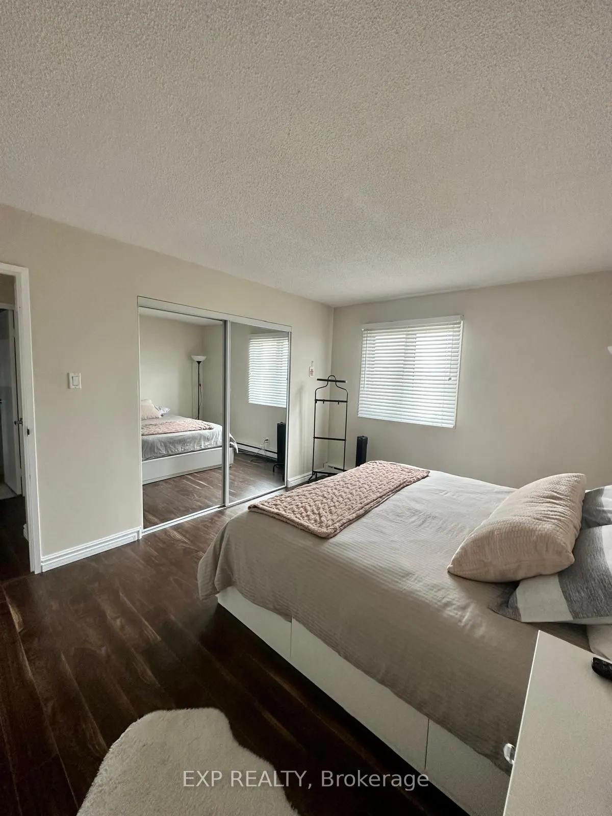 158A McArthur Ave Avenue, #909