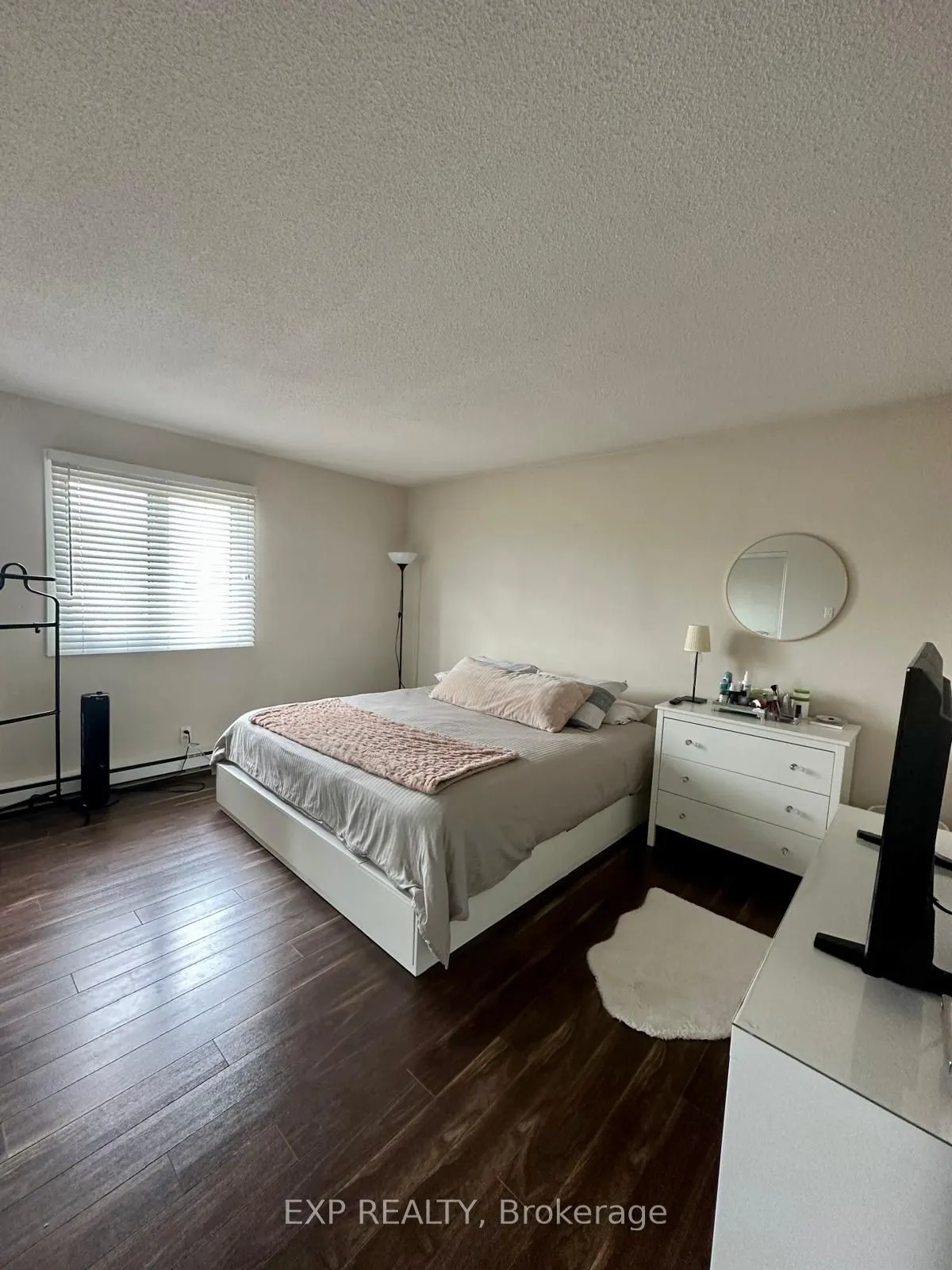 158A McArthur Ave Avenue, #909