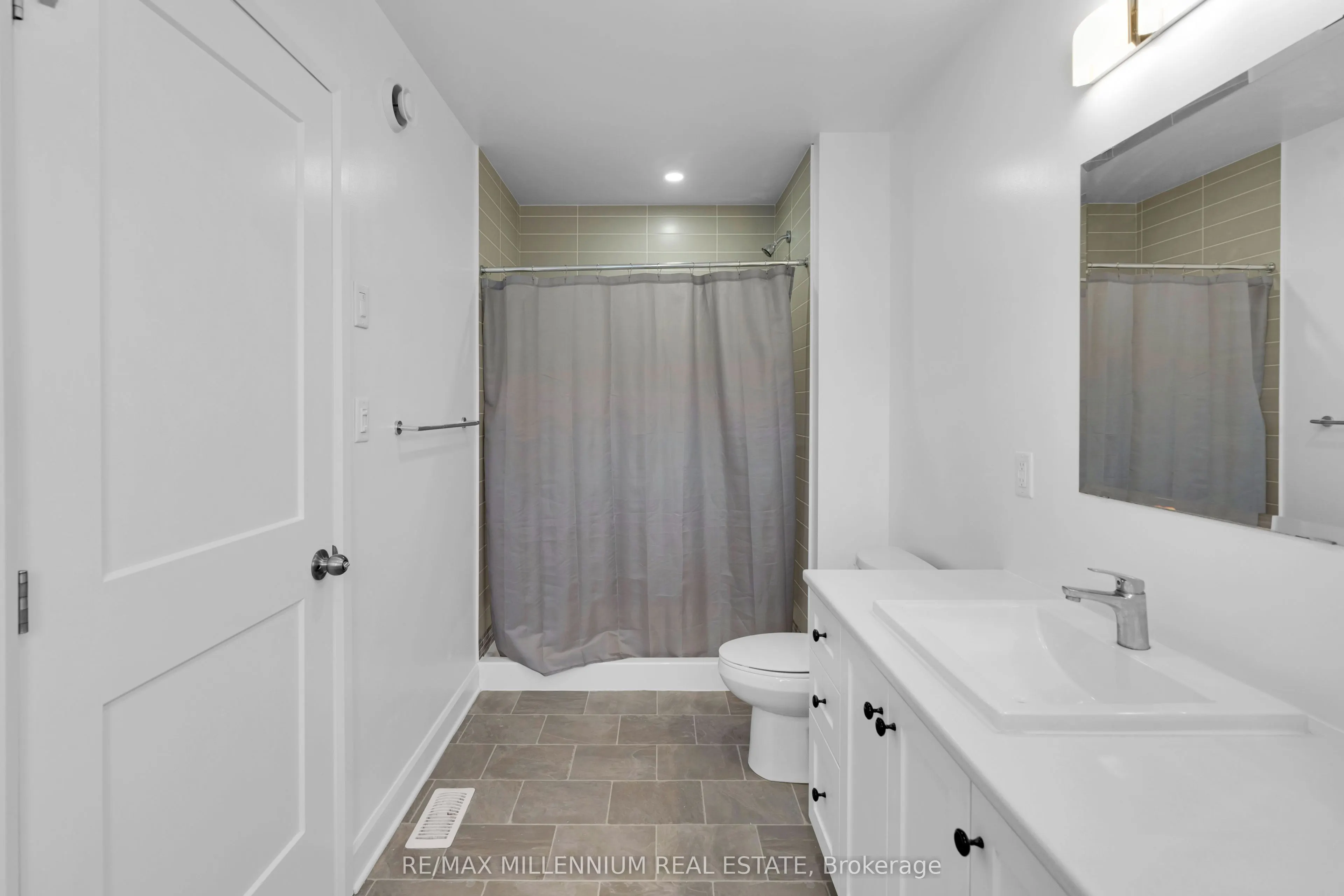 1405 Summer Street