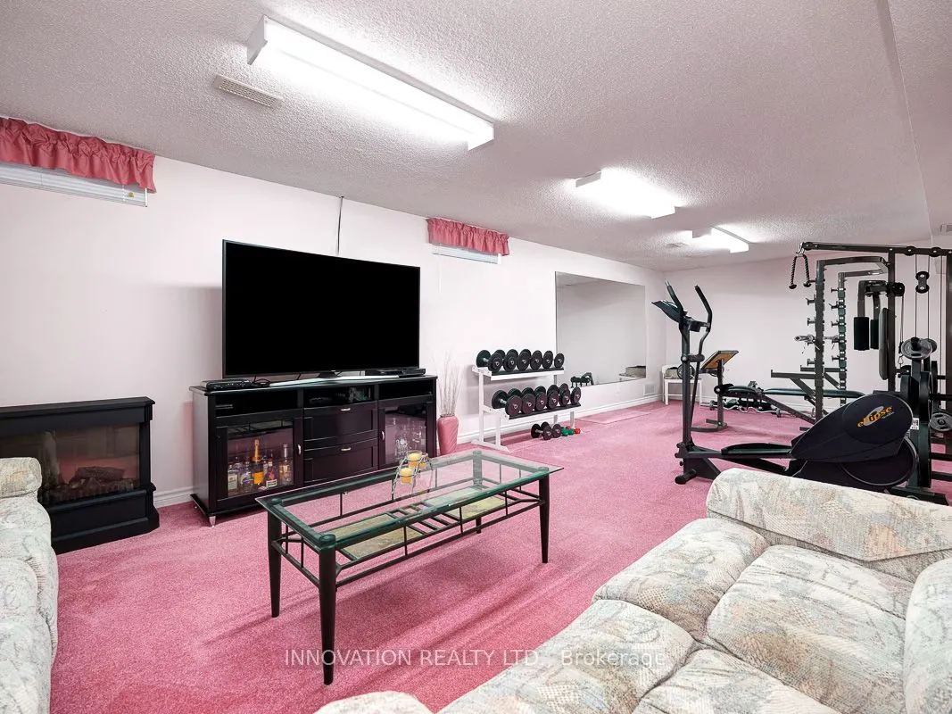 35 Summerwind Crescent
