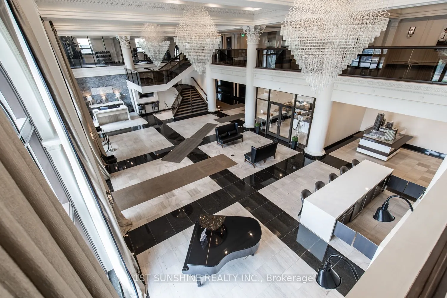 112 King Street E, #505