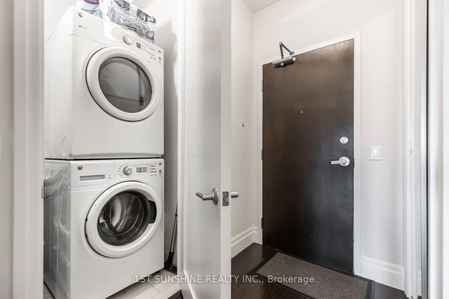 112 King Street E, #505