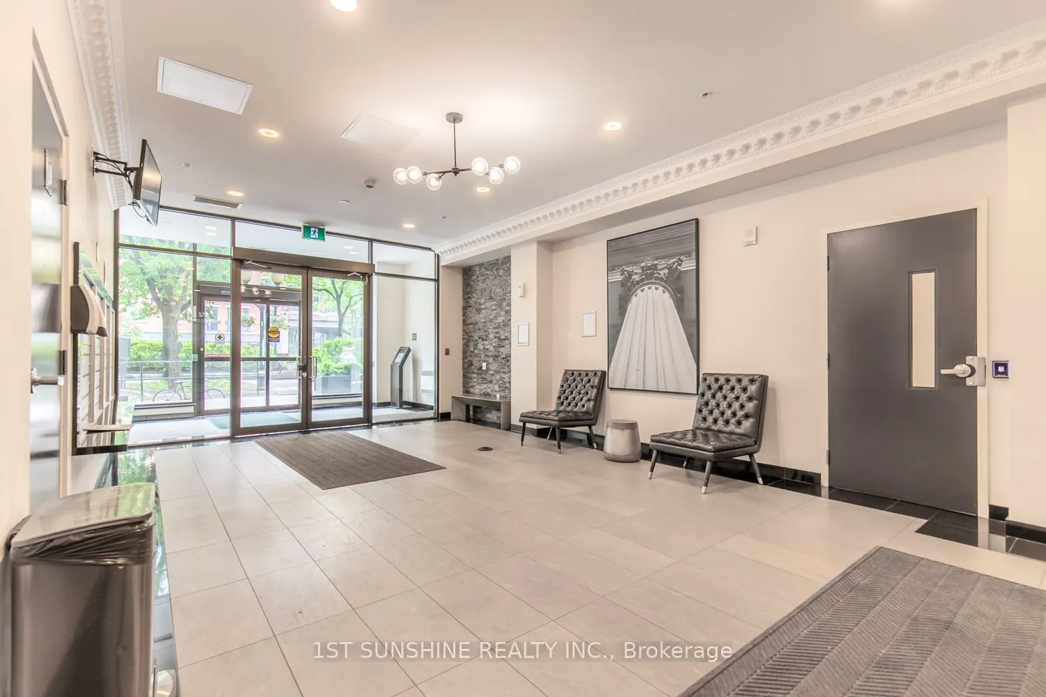 112 King Street E, #505