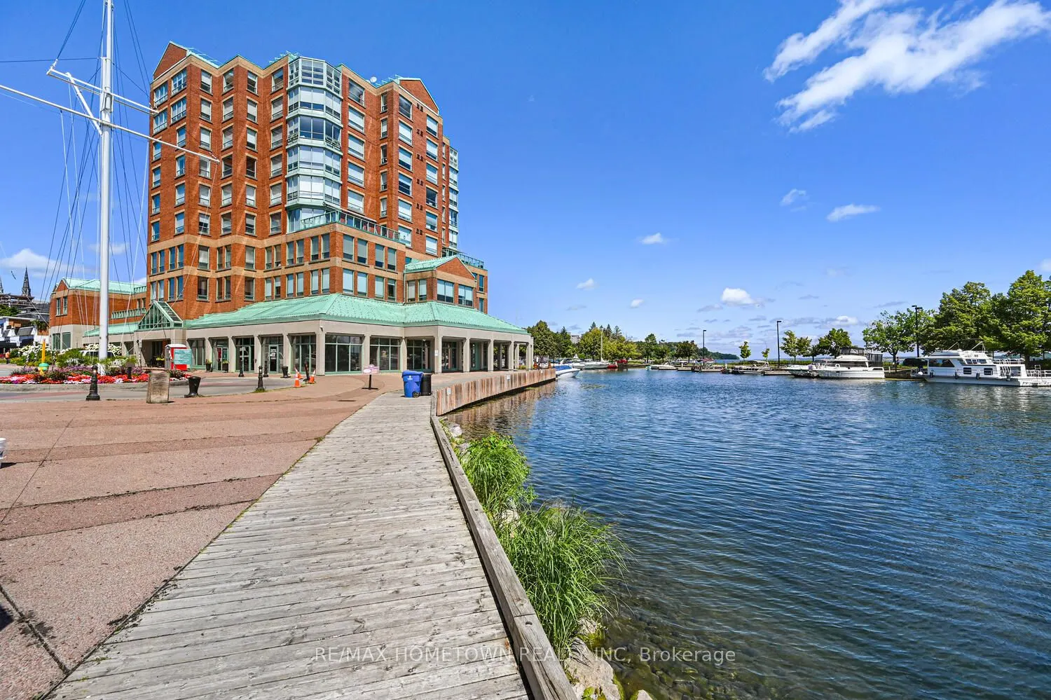 9 Broad Street, #303
