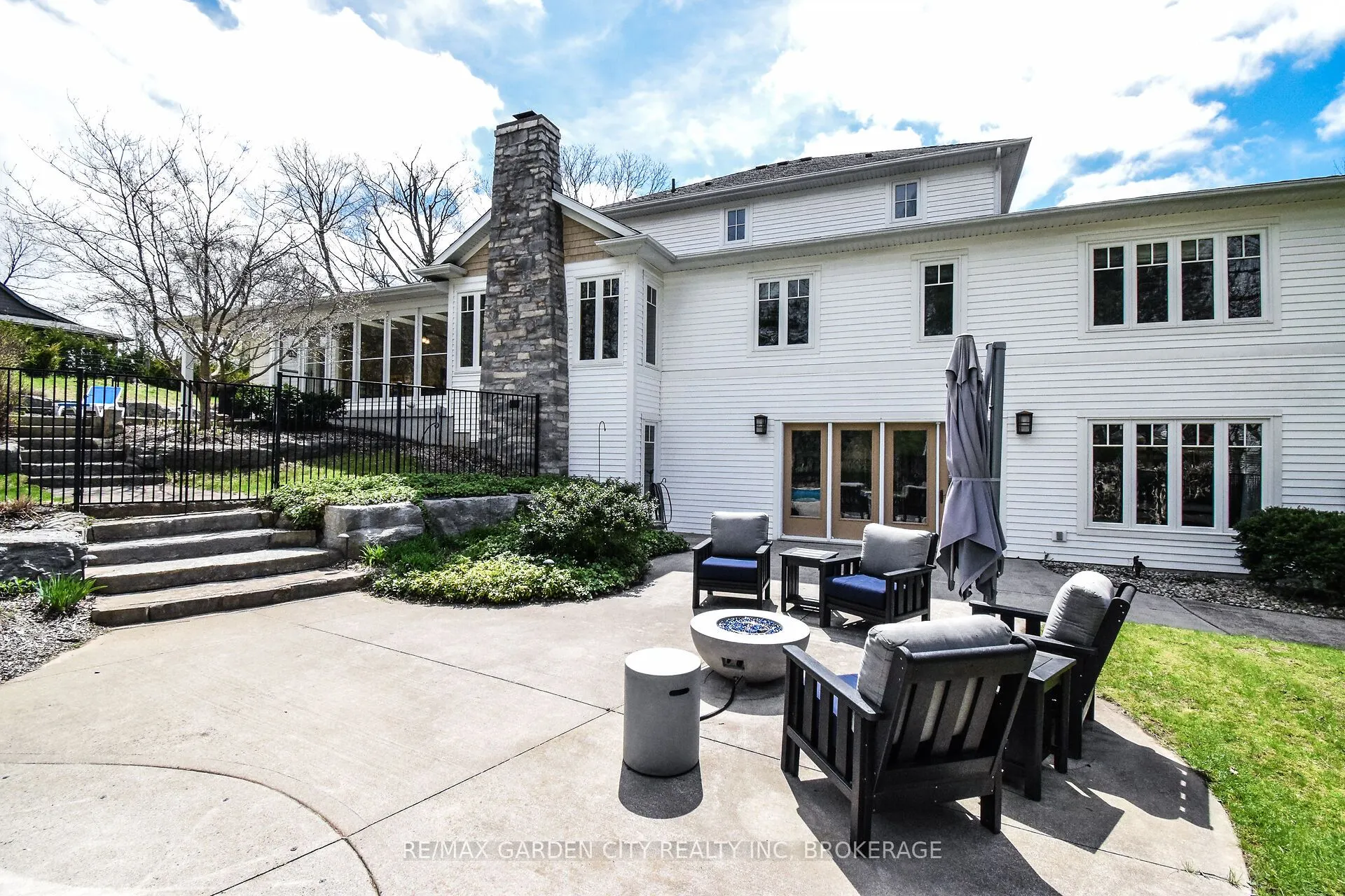 273 Canboro Road