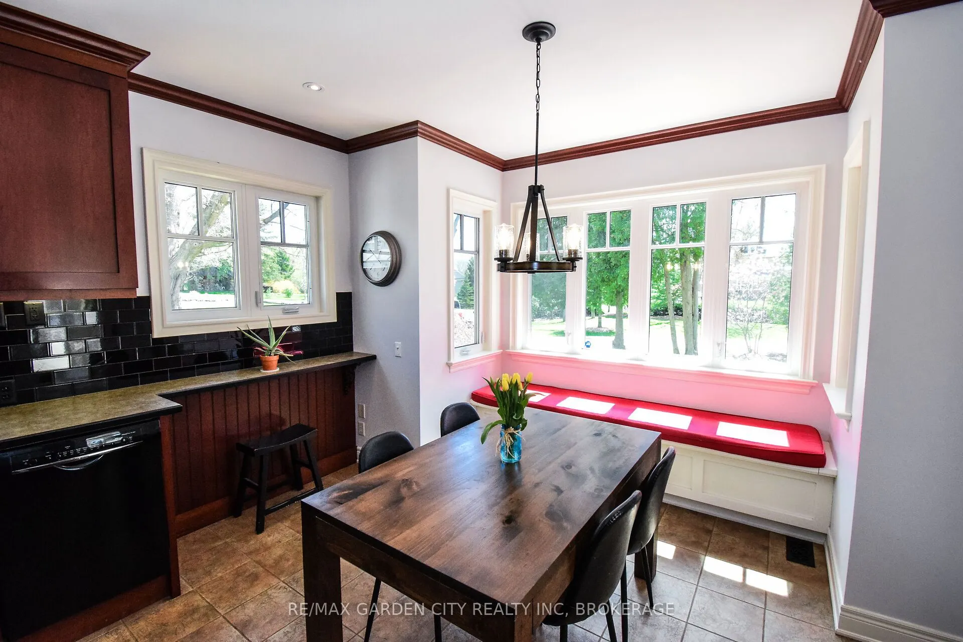 273 Canboro Road